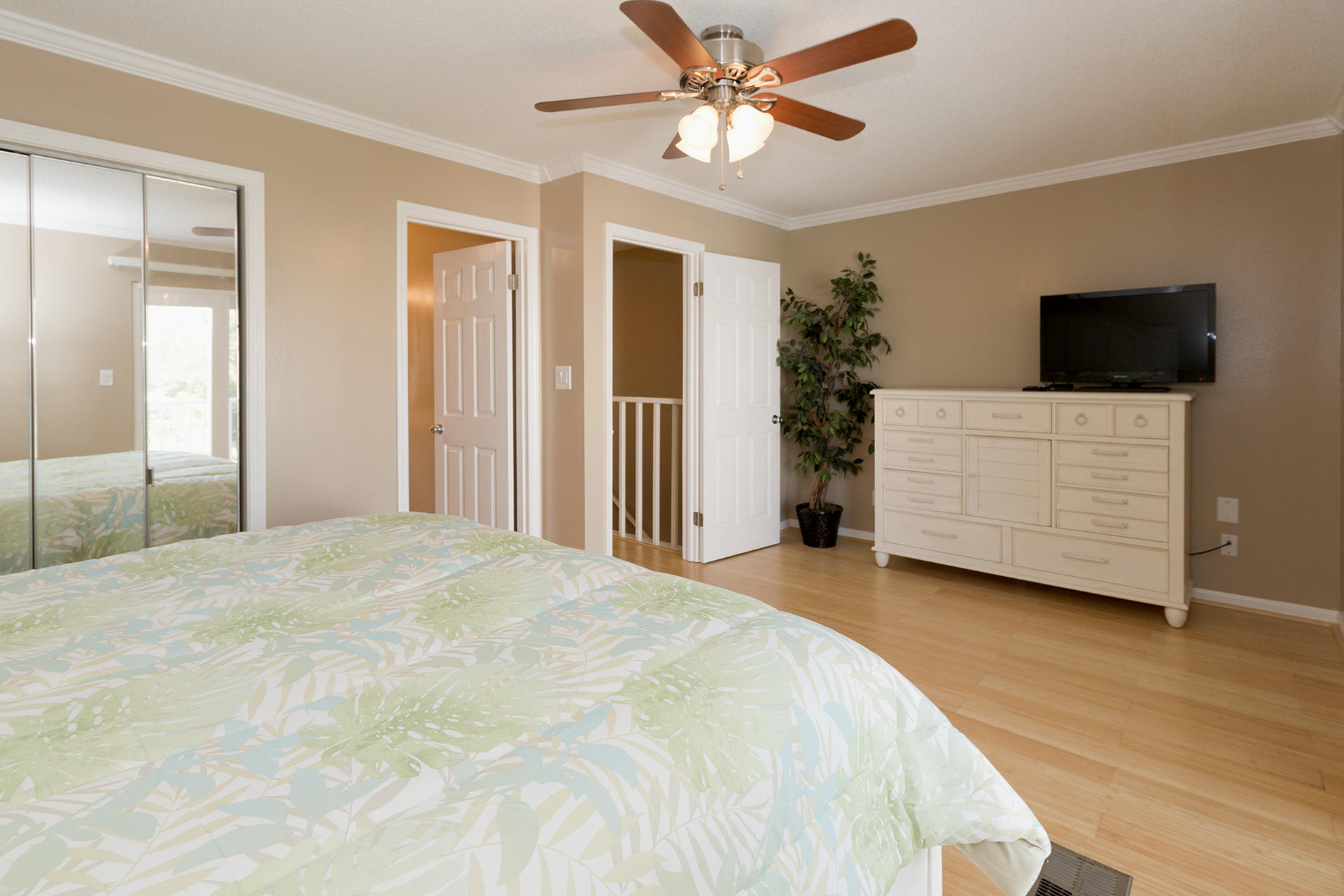 WOODLAND SHORES T/H PH 5 - Residential