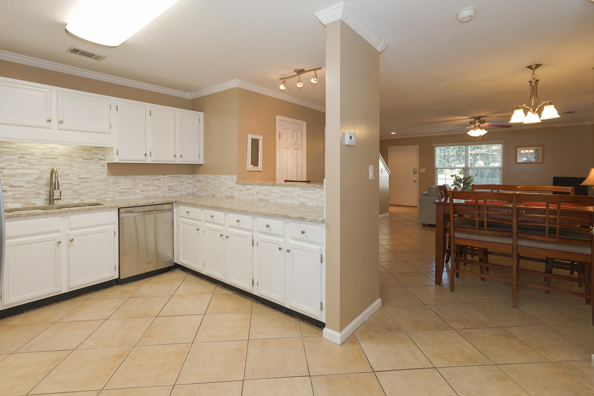 WOODLAND SHORES T/H PH 5 - Residential