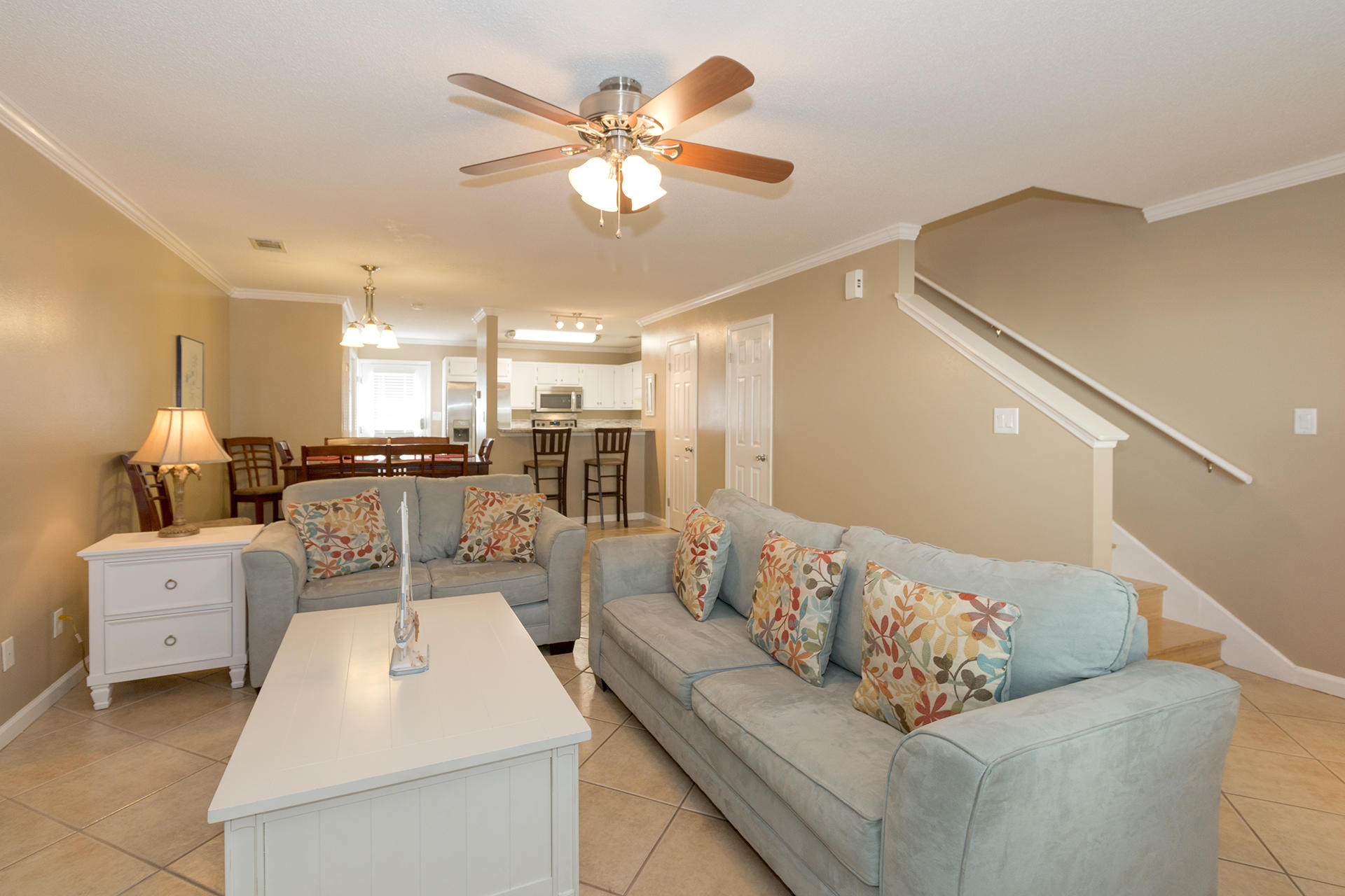 WOODLAND SHORES T/H PH 5 - Residential