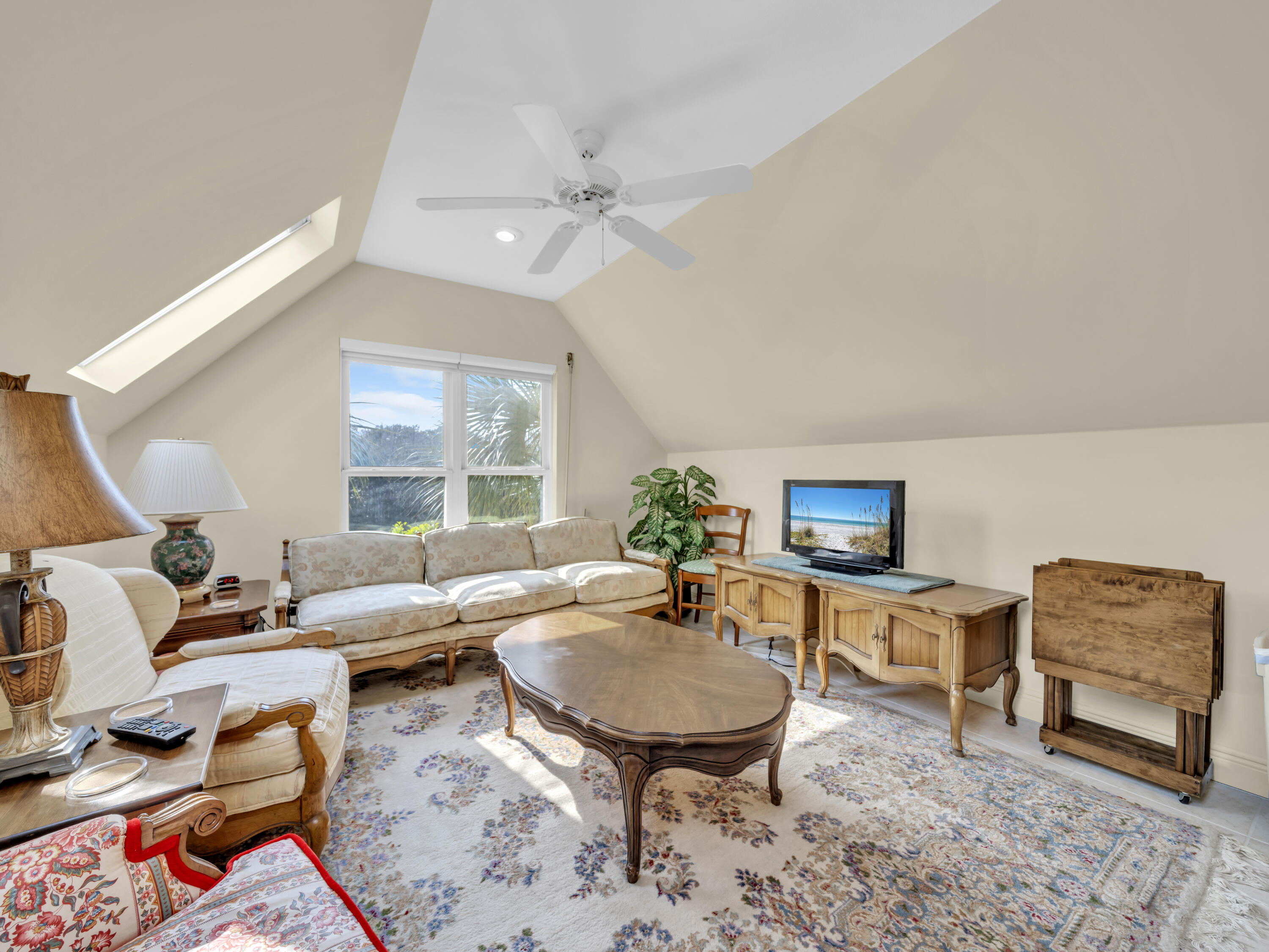 CAMP CREEK LAKE - Residential