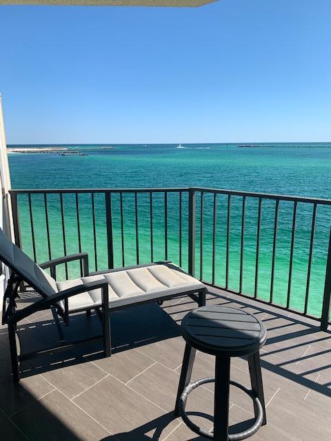 WATERVIEW TOWERS YACHT CLUB - Residential