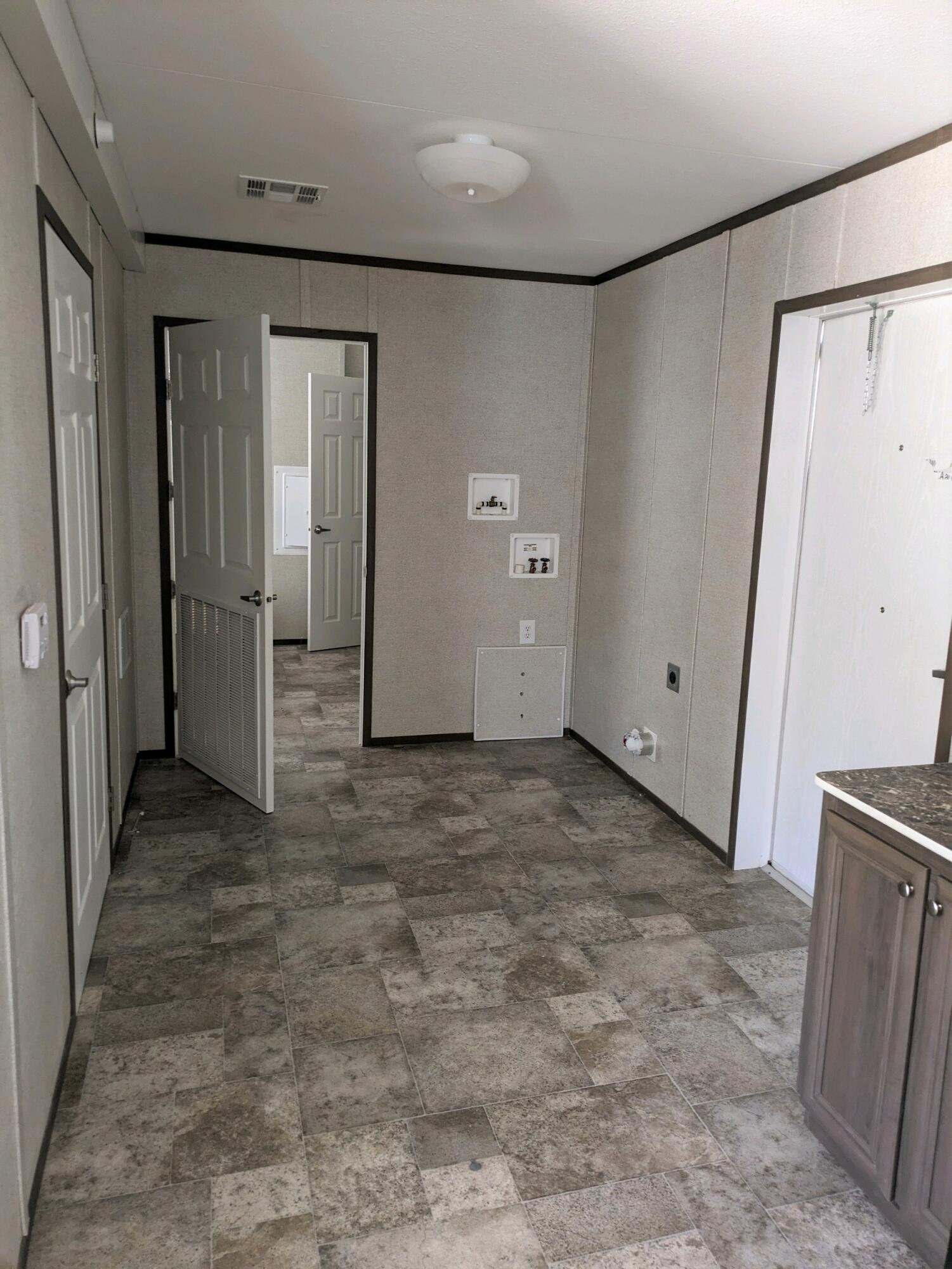 OAKWOOD HILLS UNIT 3 - Residential