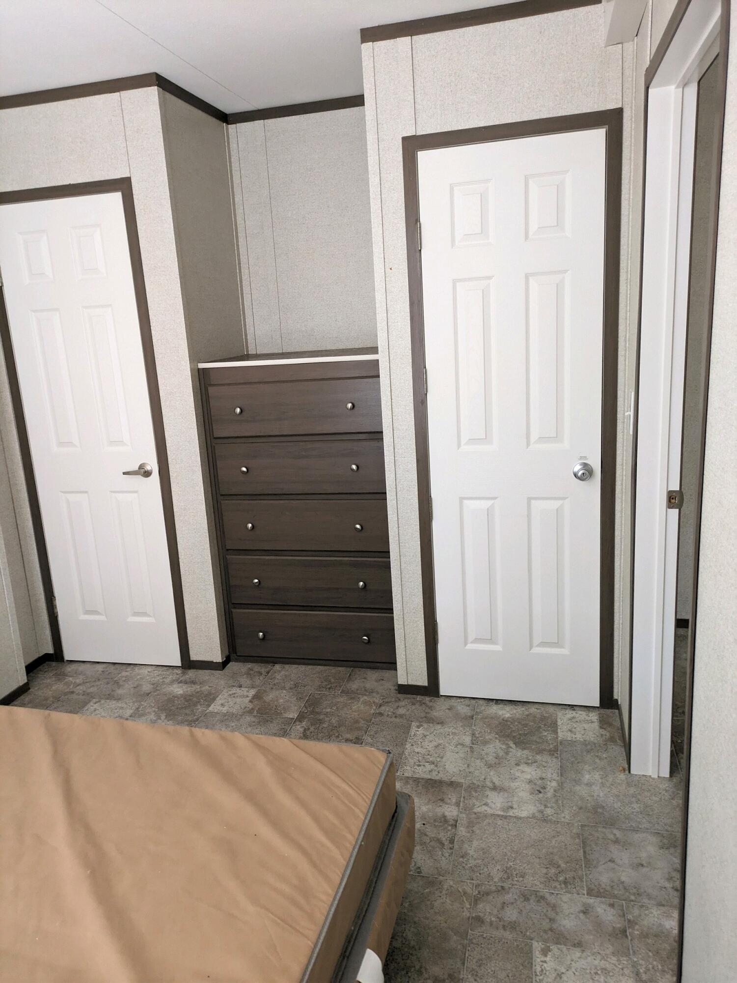 OAKWOOD HILLS UNIT 3 - Residential