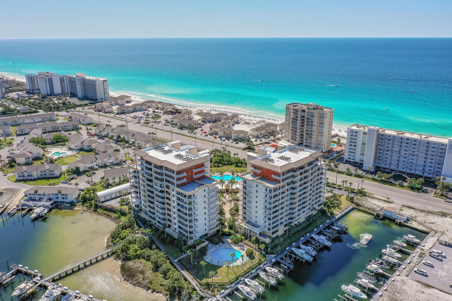 HARBOR LANDING - Residential