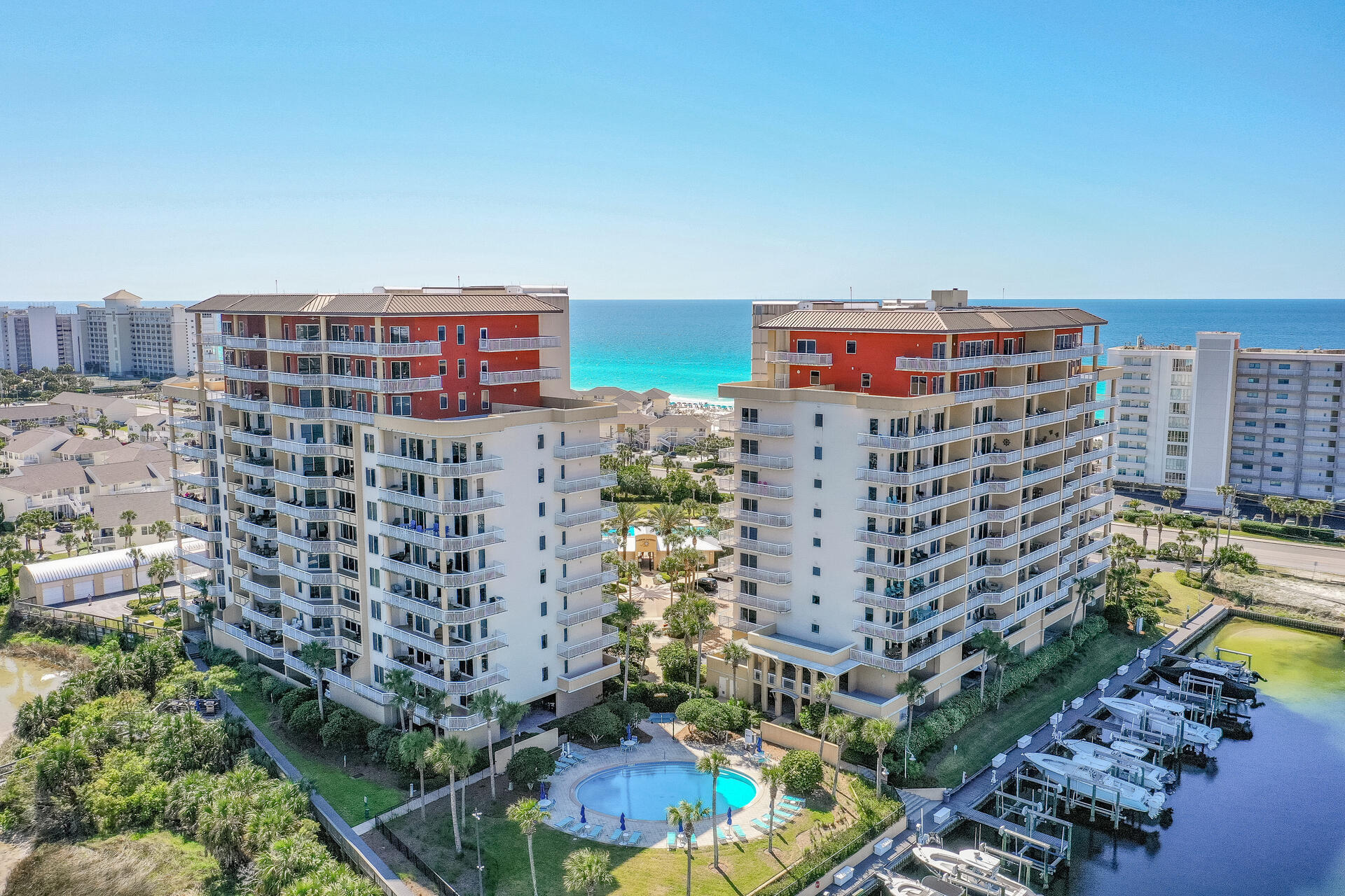HARBOR LANDING - Residential