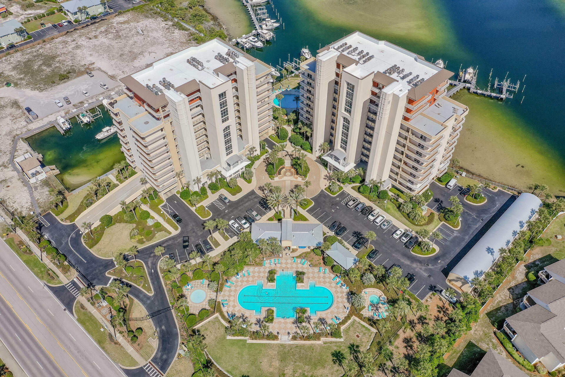 HARBOR LANDING - Residential