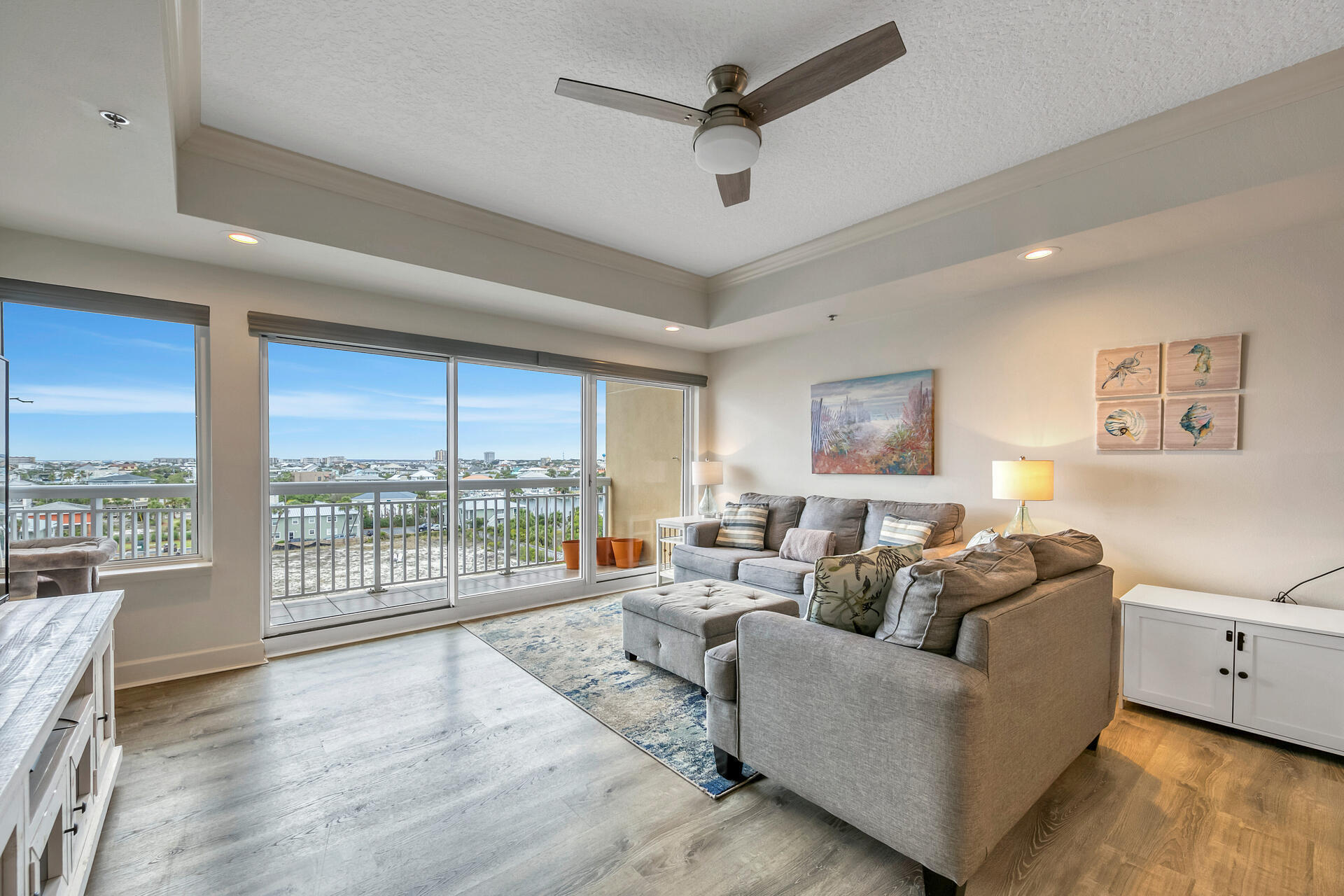 HARBOR LANDING - Residential