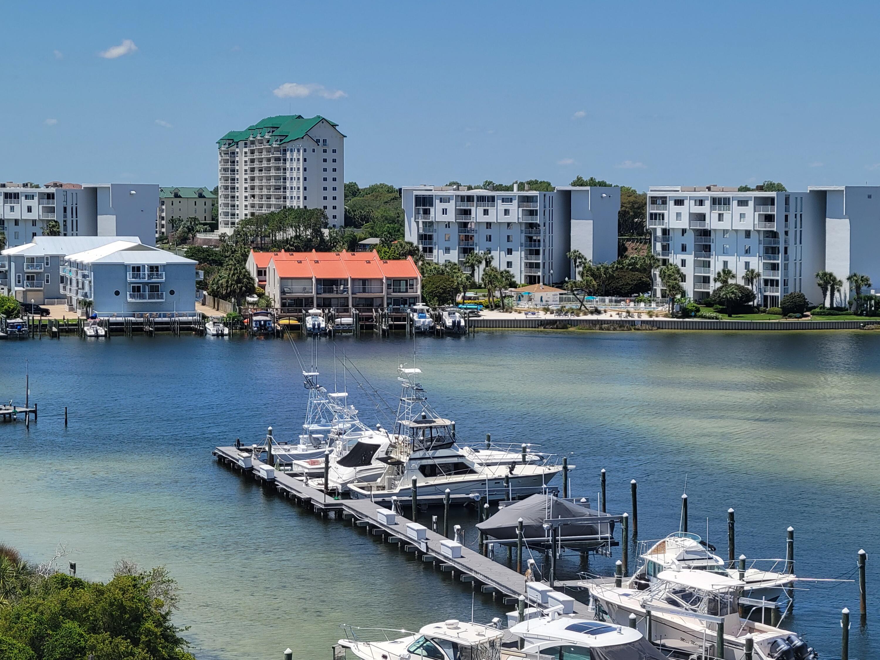 HARBOR LANDING - Residential