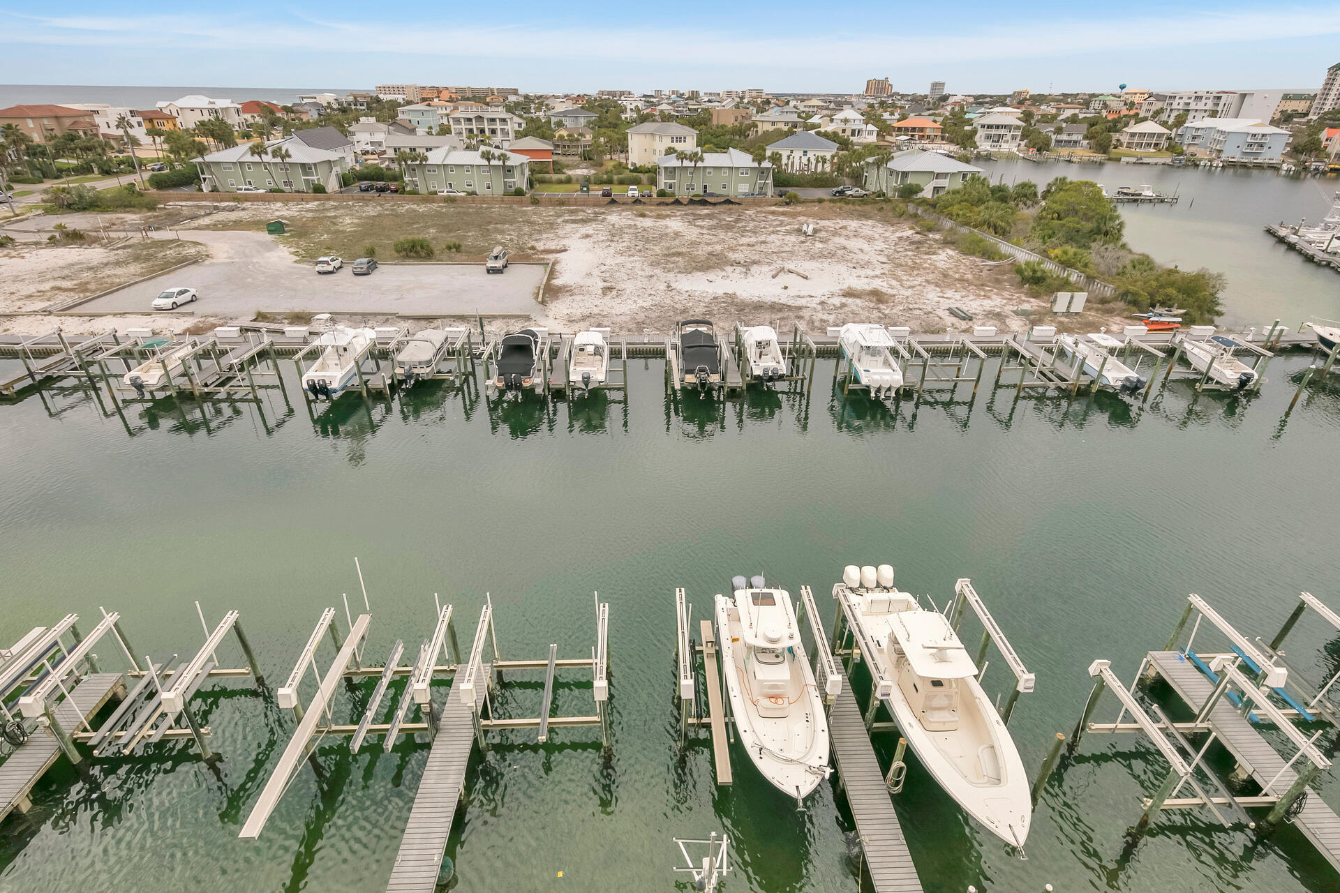 HARBOR LANDING - Residential