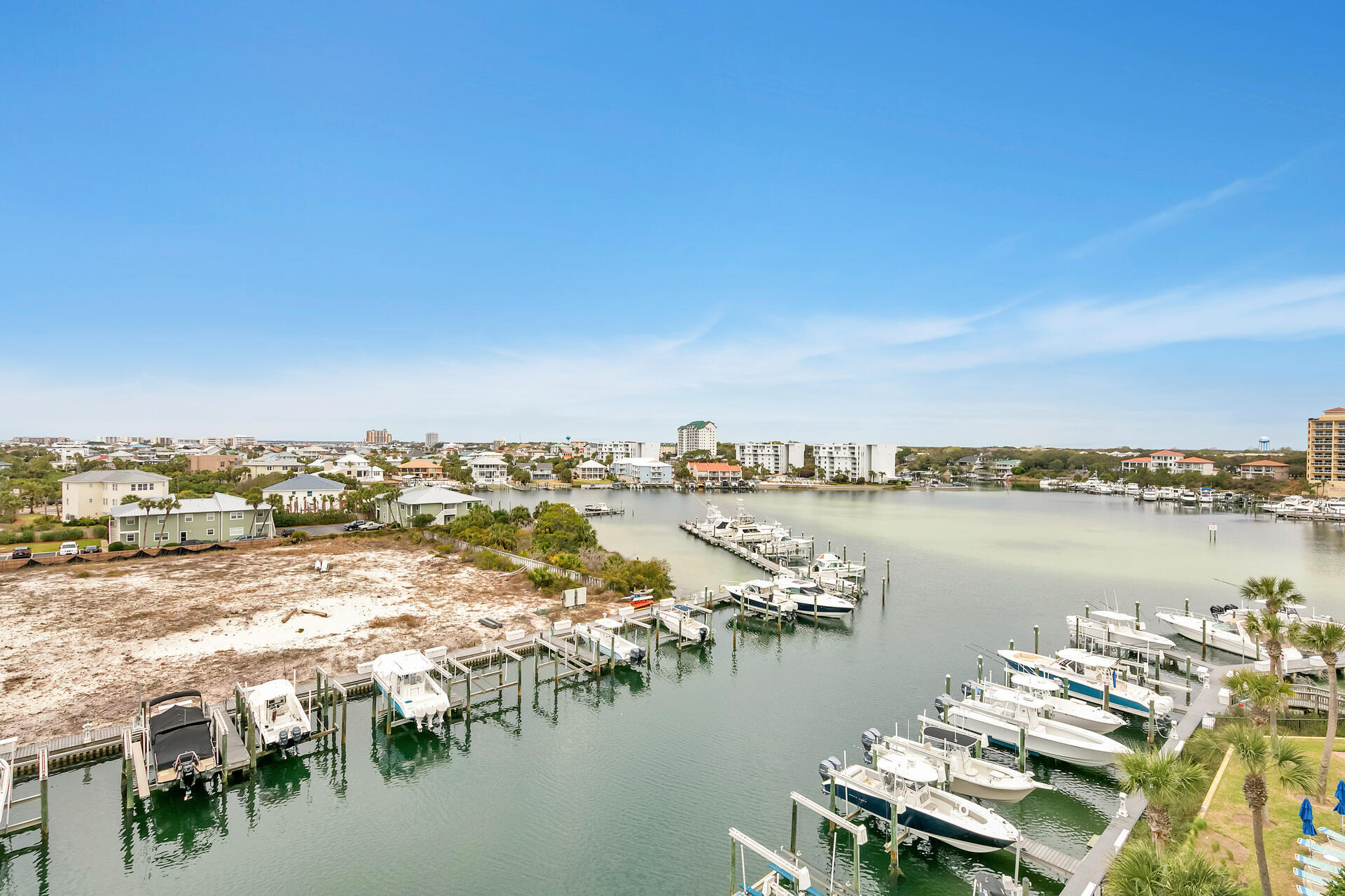 HARBOR LANDING - Residential