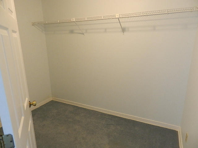 HIDDEN CREEK - Residential