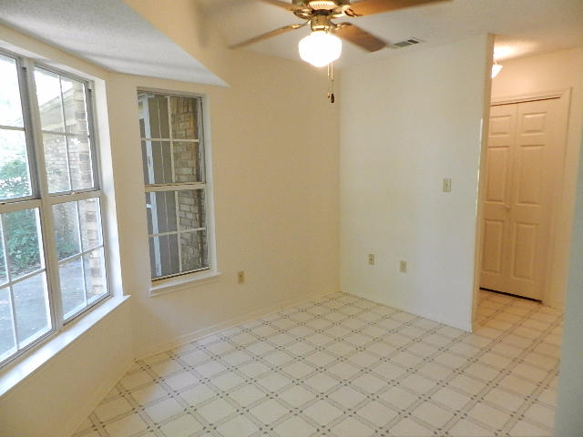 HIDDEN CREEK - Residential