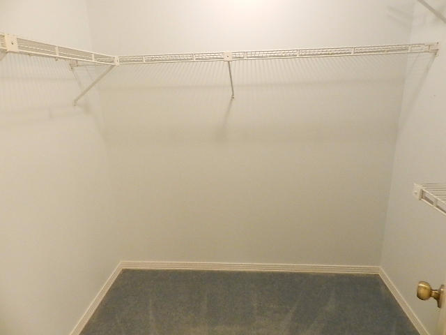 HIDDEN CREEK - Residential