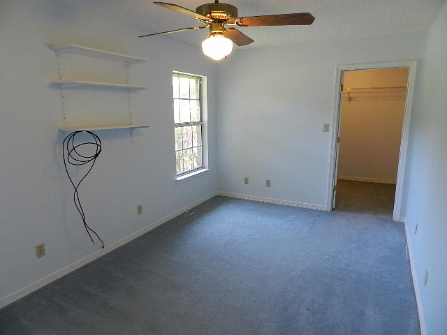 HIDDEN CREEK - Residential