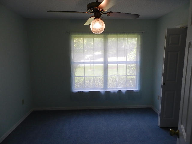 HIDDEN CREEK - Residential