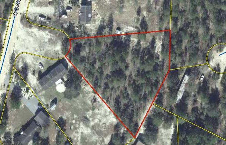 This is a great investment opportunity, plenty to do with this piece of land that is high and dry and mostly cleared. Is located in a private area, on a dead end. Do not miss this great deal on this piece of land