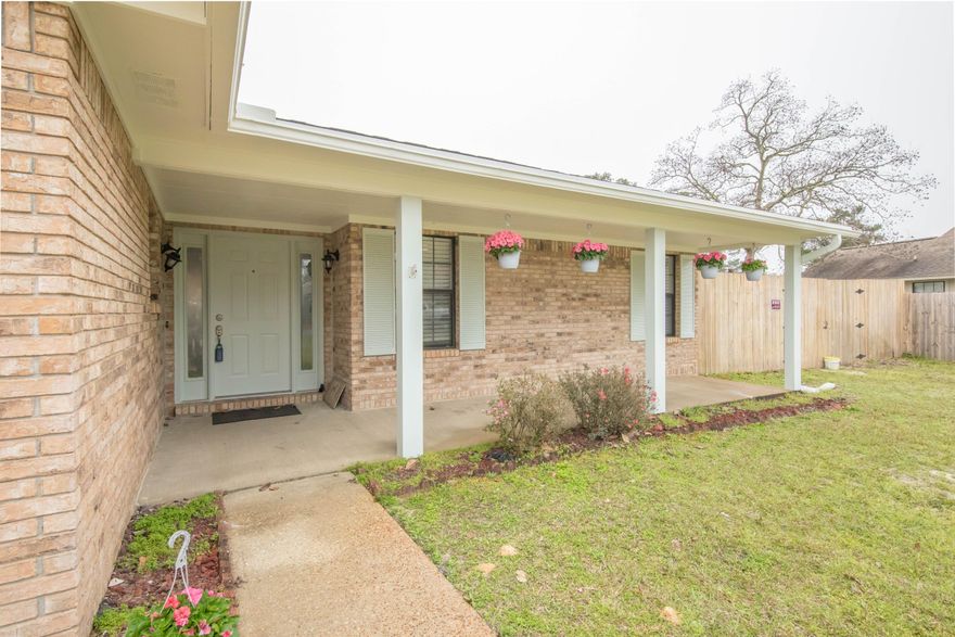 BACK ON THE MARKET. BUYERS' FINANCING FELL THROUGH.Completely RENOVATED 3BDR/2Bath home located only 3 miles from Hurlburt Field and a skip and a hop away from the beautiful Santa Rosa Sound and the beautiful sugar white, sandy beaches of Florida's Emerald Coast. Step into the main foyer leading to the living room and dining room. To the left will be the beautifully updated kitchen, open to the family room/den. Down the hall you will find the 2 guest bedrooms, guest bathroom, and large master bedroom with walk in closet and completely renovated en-suite master bathroom. The home has a 2 car garage, wood burning fireplace, and a large PET-FRIENDLY back yard with privacy fence.