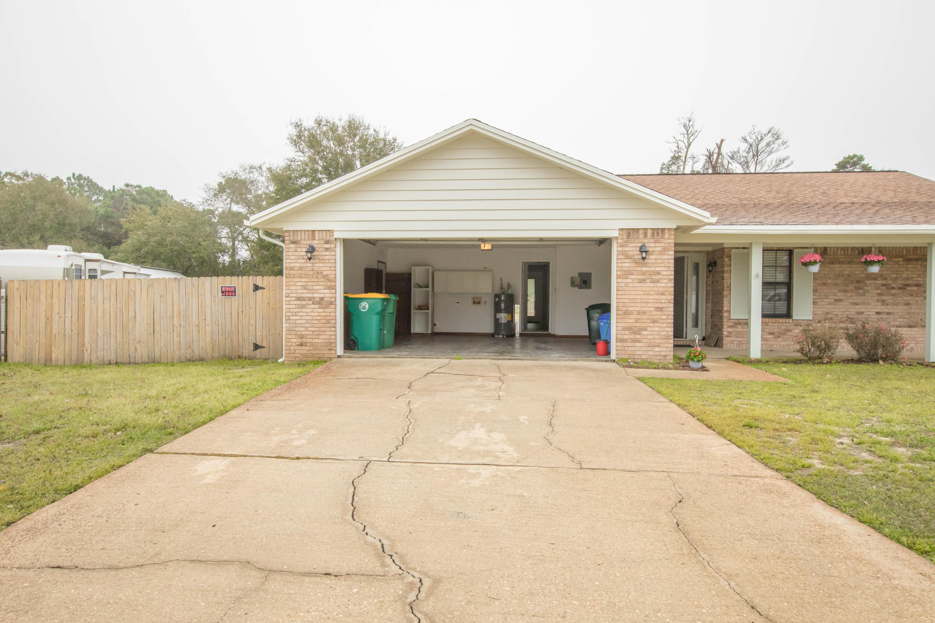 TIMBERLAKE ESTATES - Residential