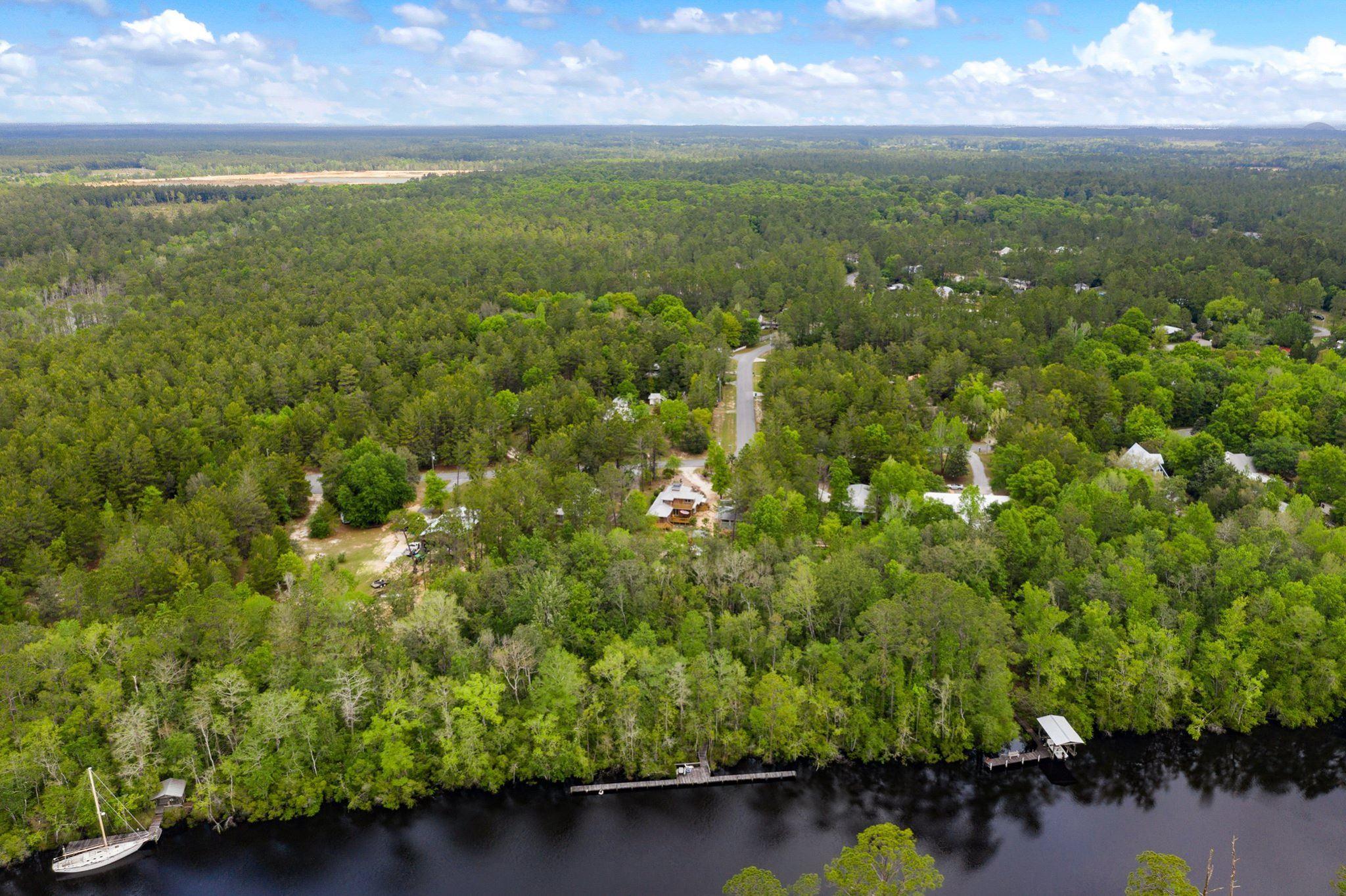 CREEKSIDE - Residential