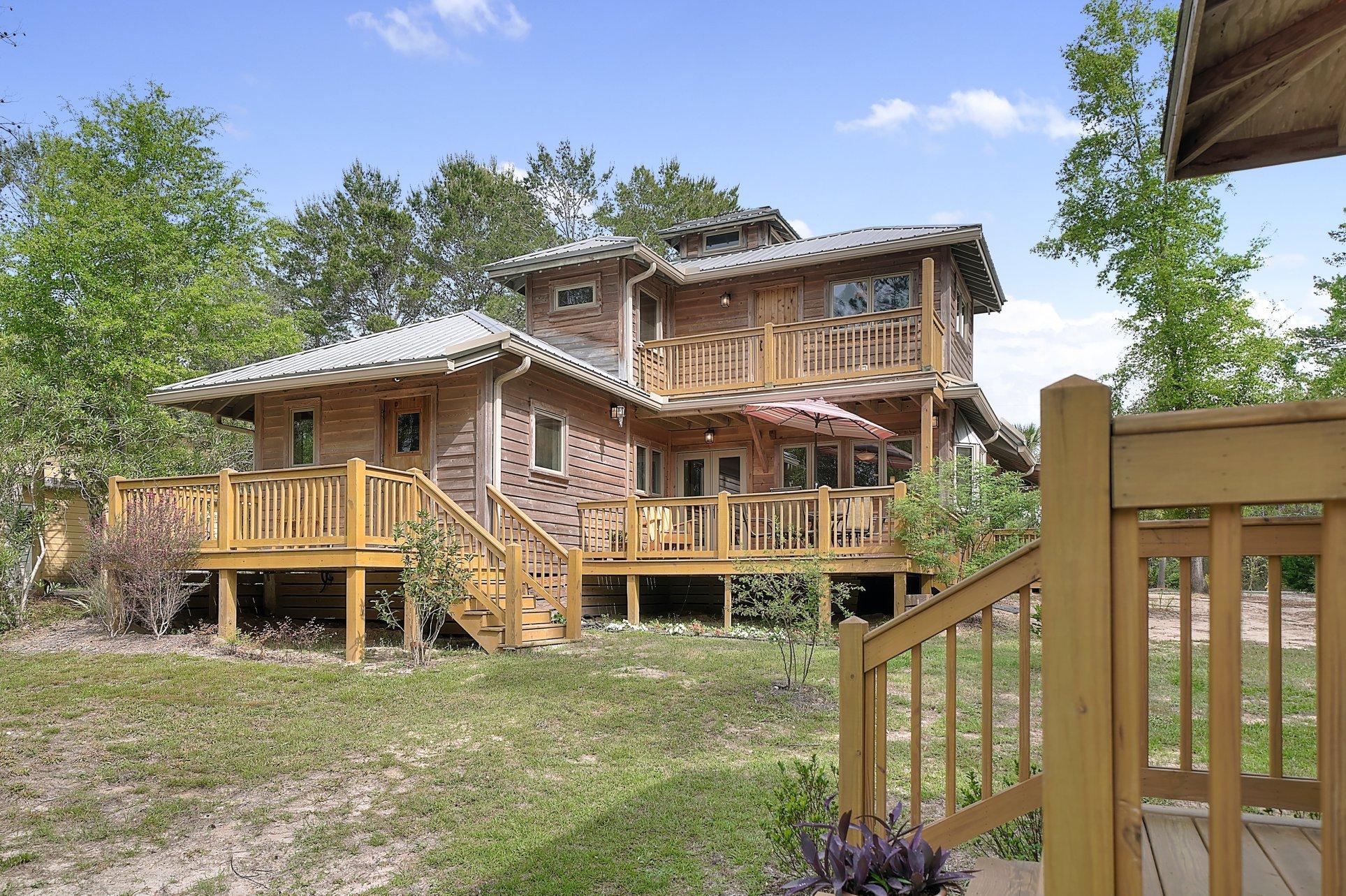 CREEKSIDE - Residential