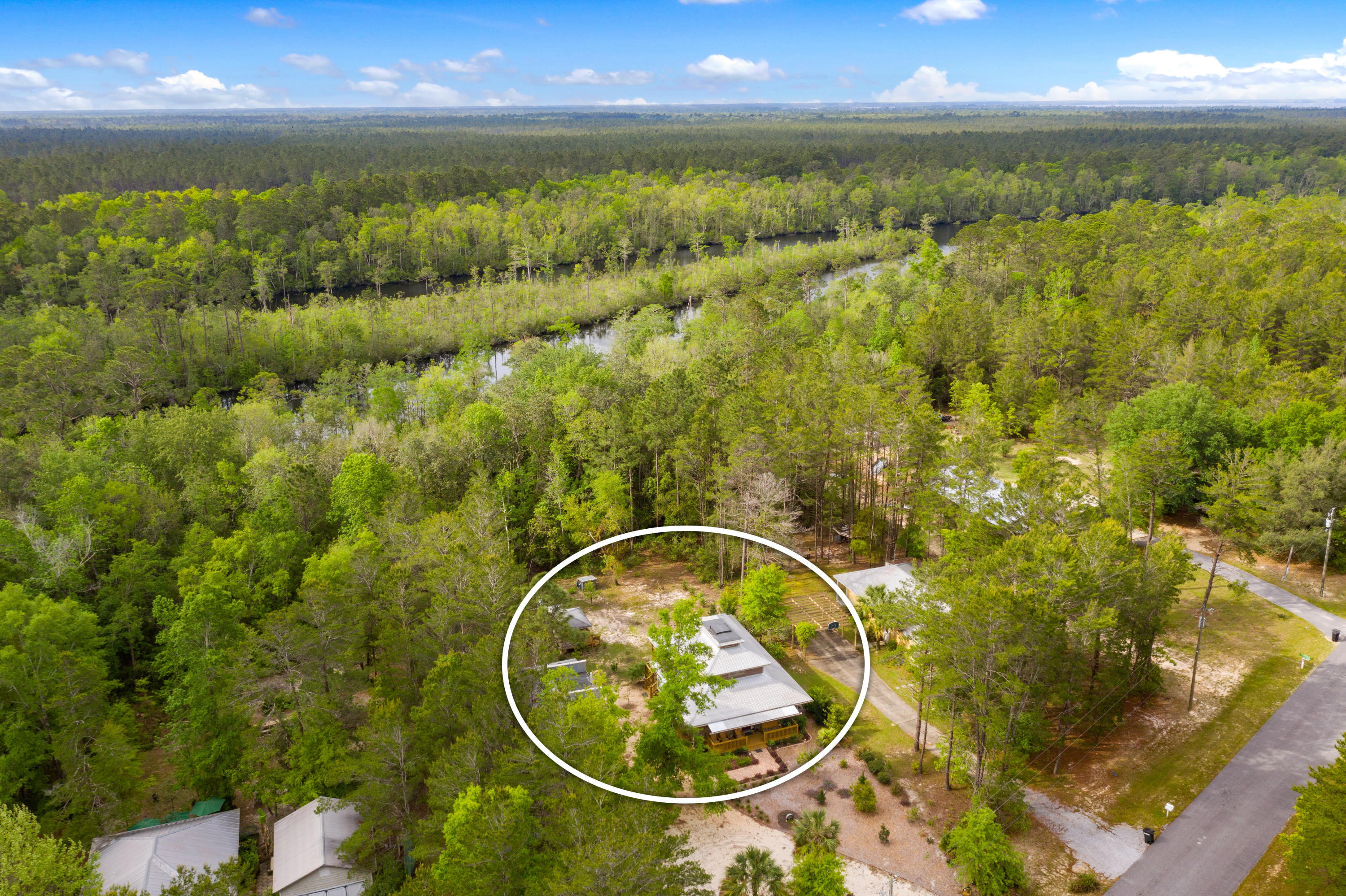 CREEKSIDE - Residential