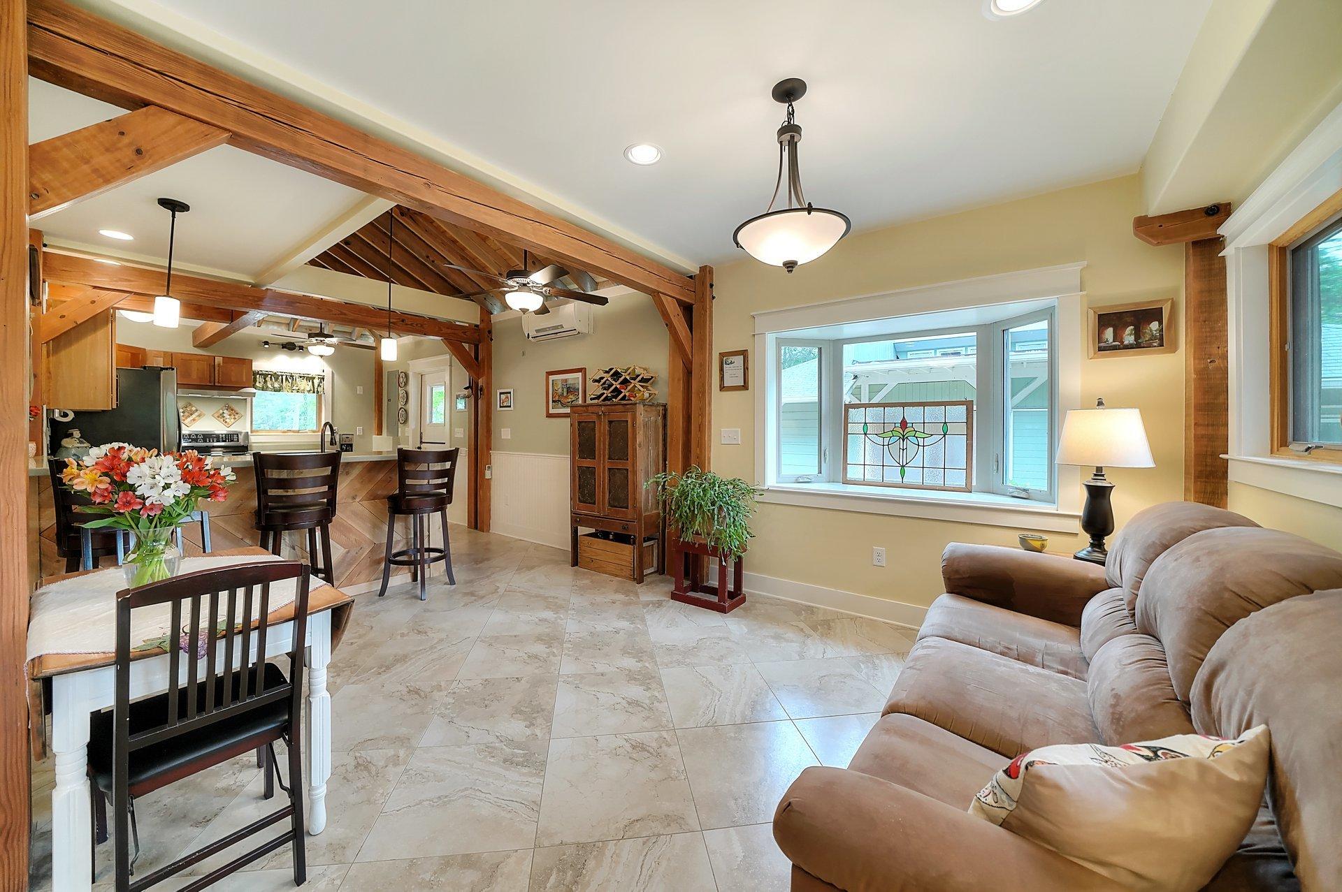 CREEKSIDE - Residential