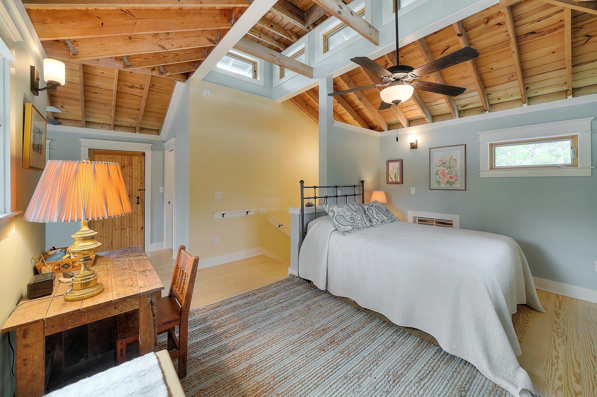 CREEKSIDE - Residential