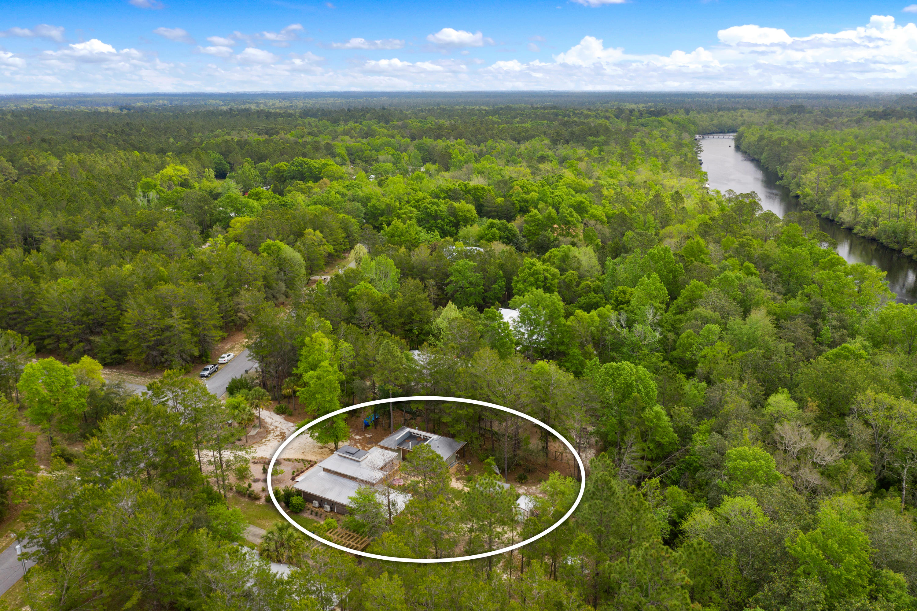 CREEKSIDE - Residential