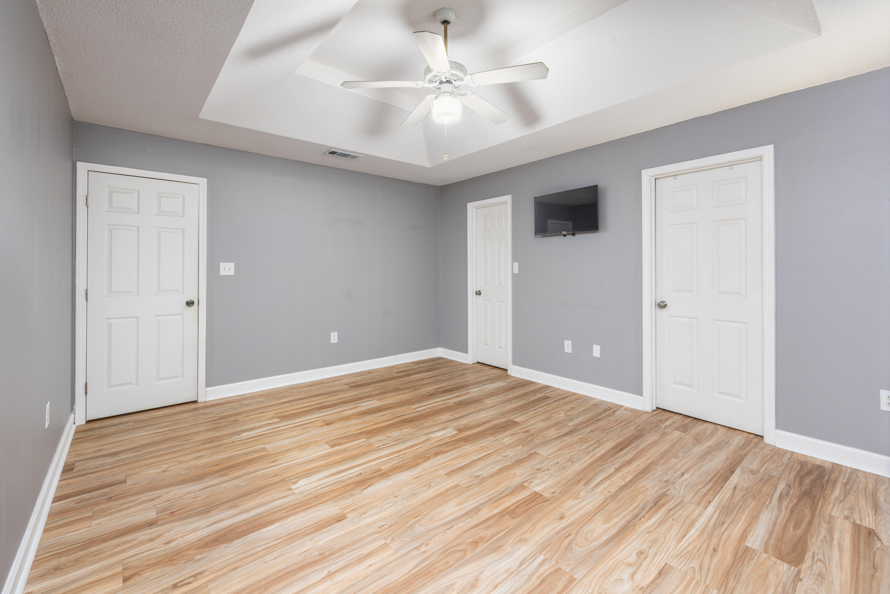 PINE RIDGE TRACE RE/SUB - Residential