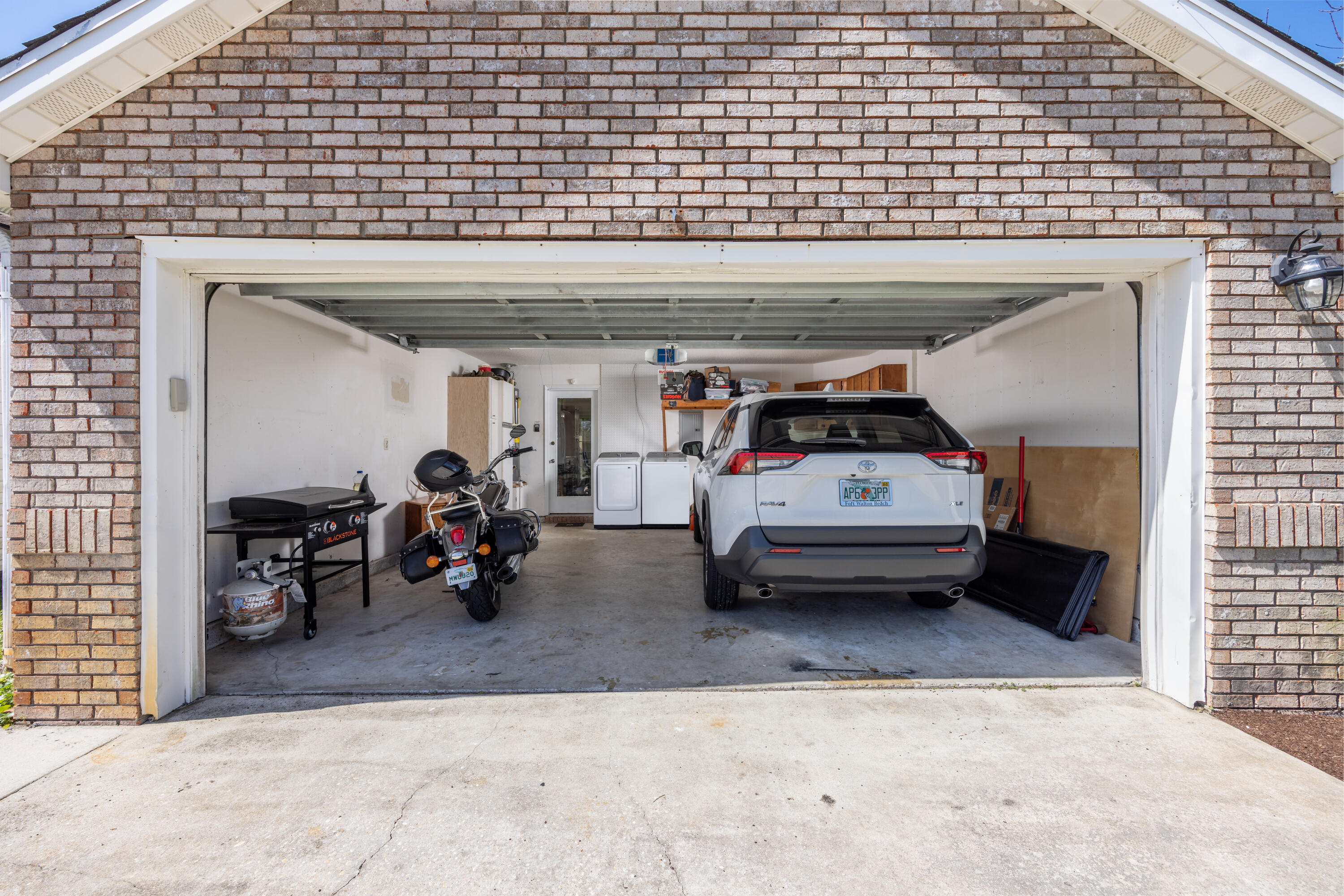 PINE RIDGE TRACE RE/SUB - Residential