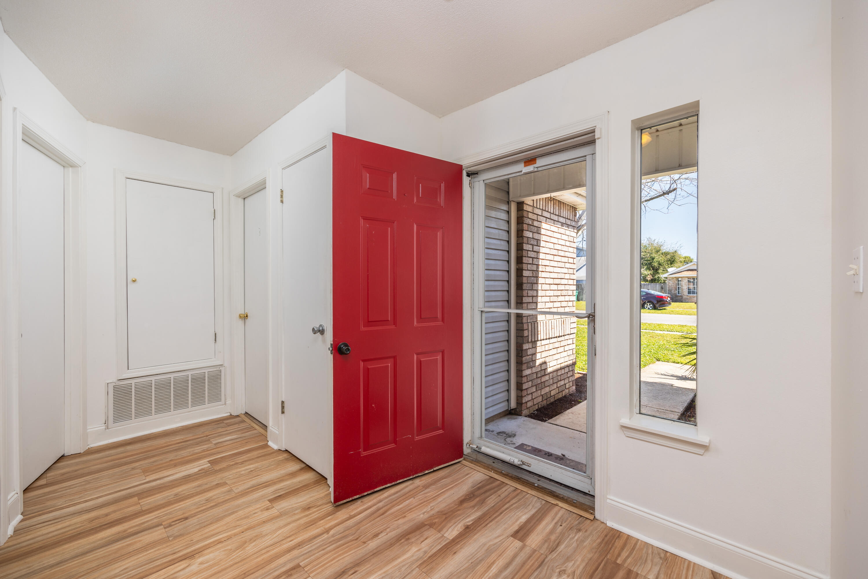 PINE RIDGE TRACE RE/SUB - Residential