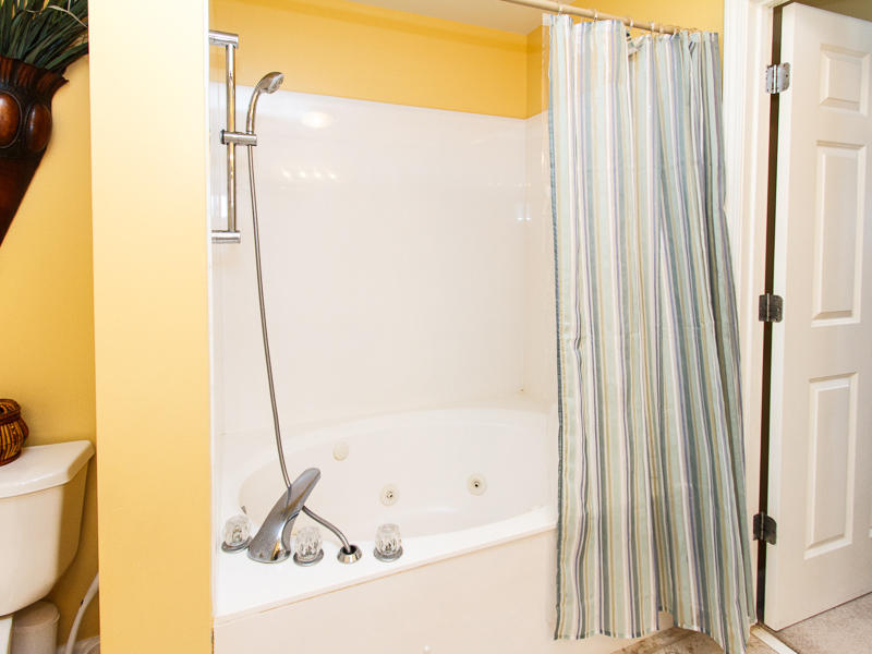 PELICAN ISLE - Residential