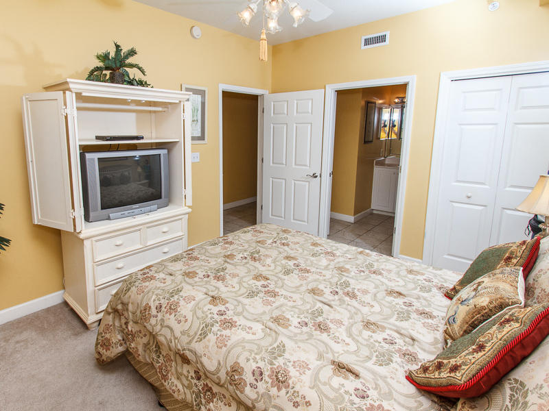 PELICAN ISLE - Residential