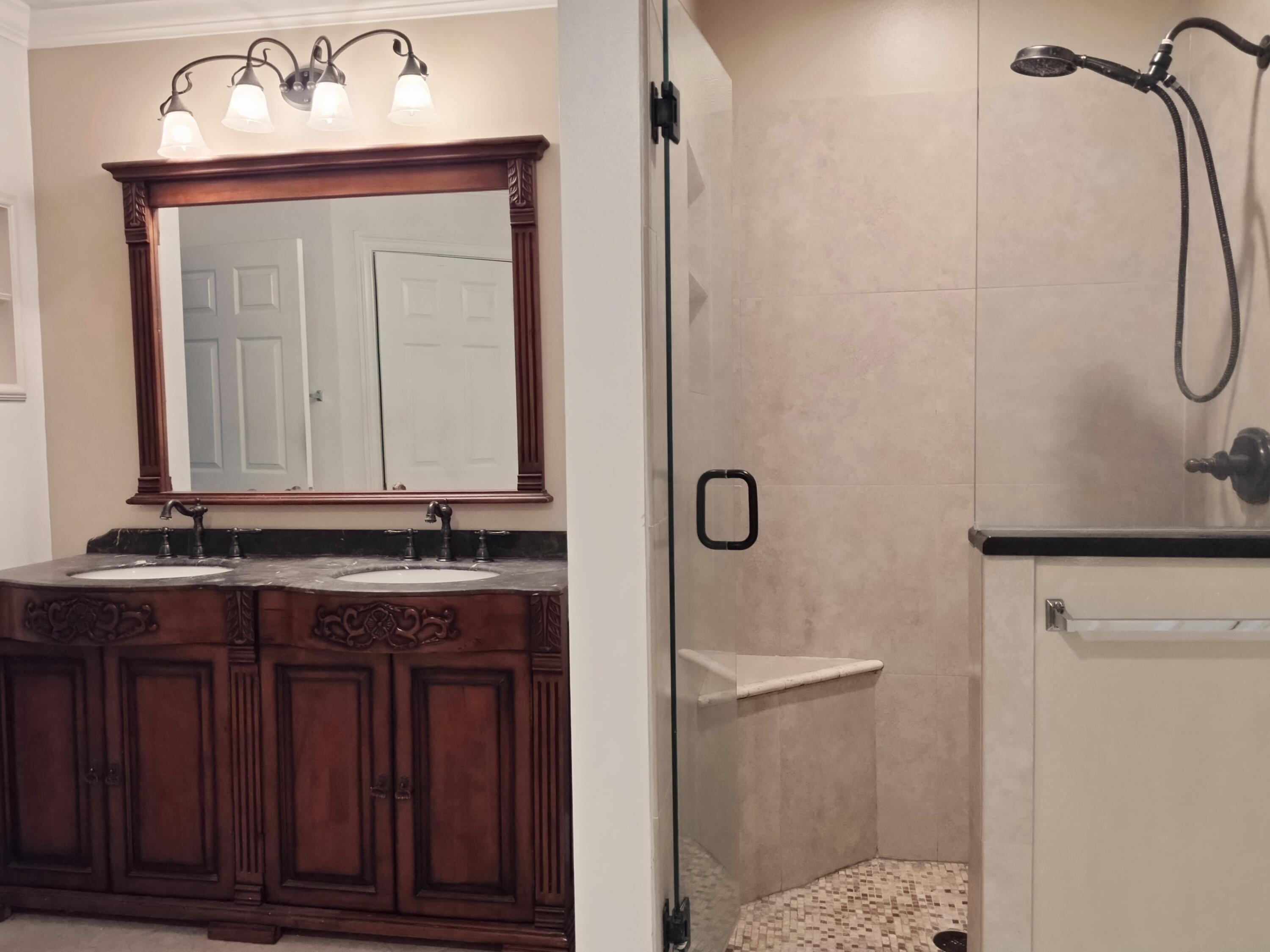 SHADOW OAKS - Residential