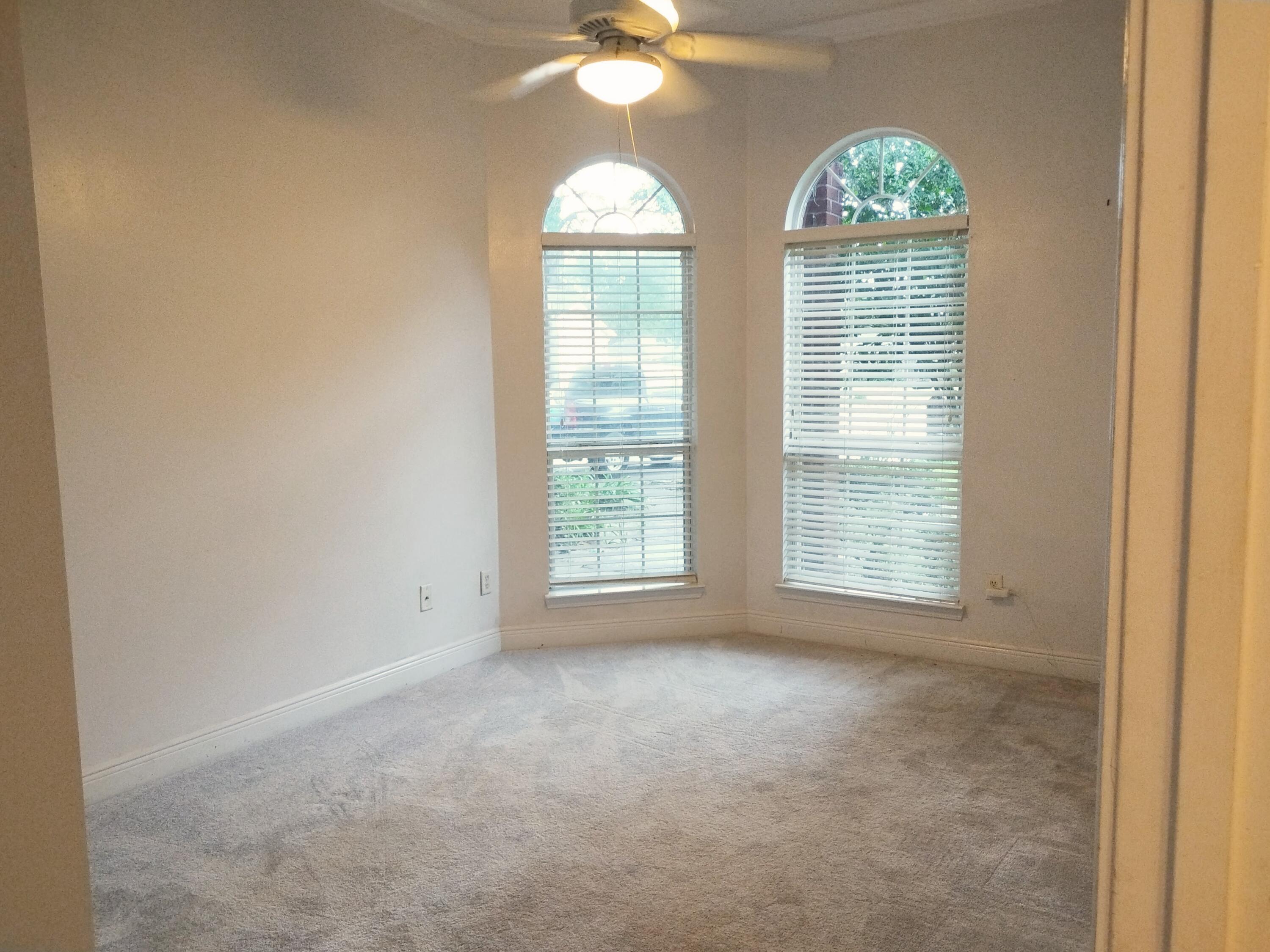 SHADOW OAKS - Residential