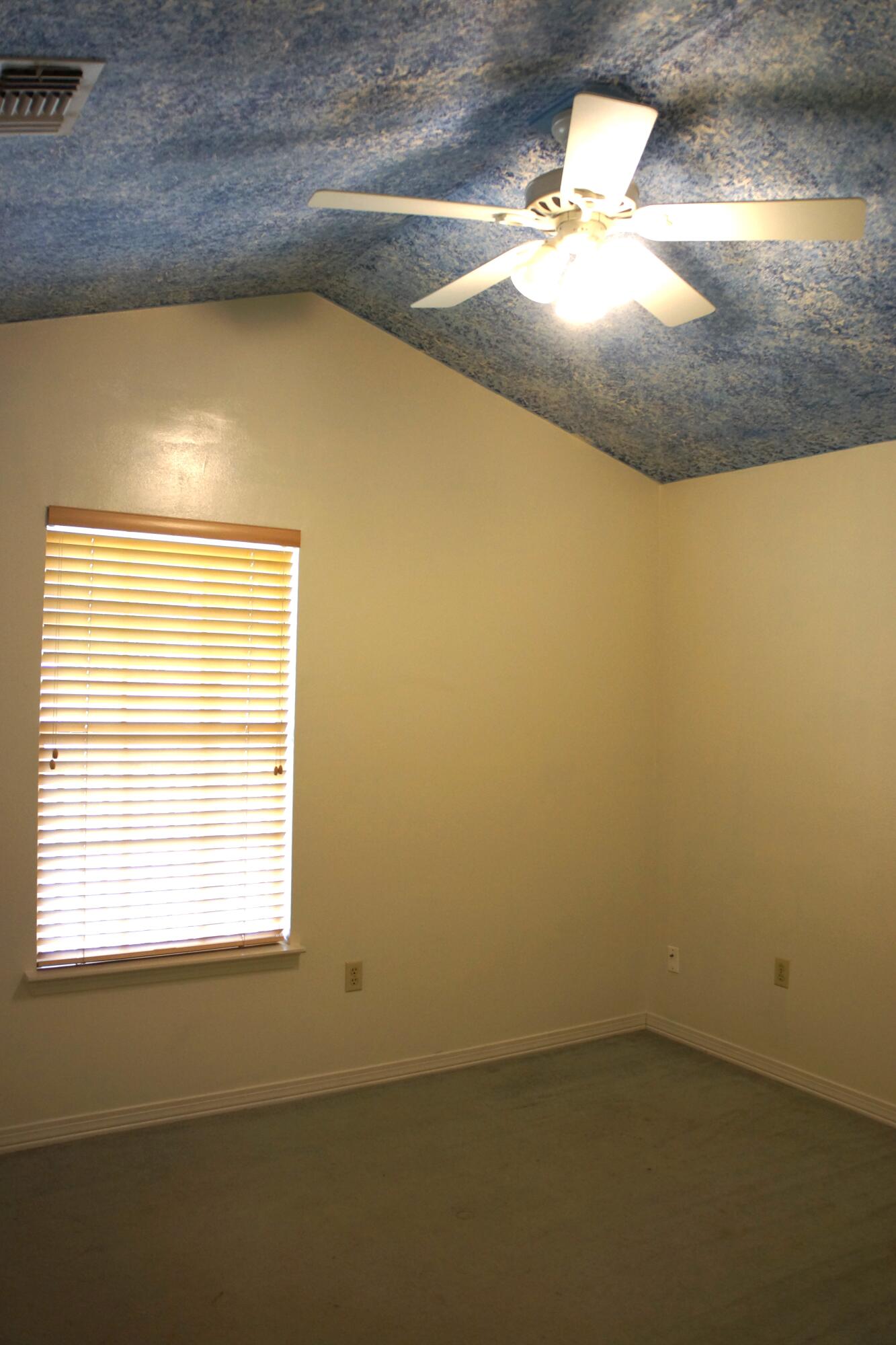 SHOAL CREEK MANOR 1ST ADD - Residential