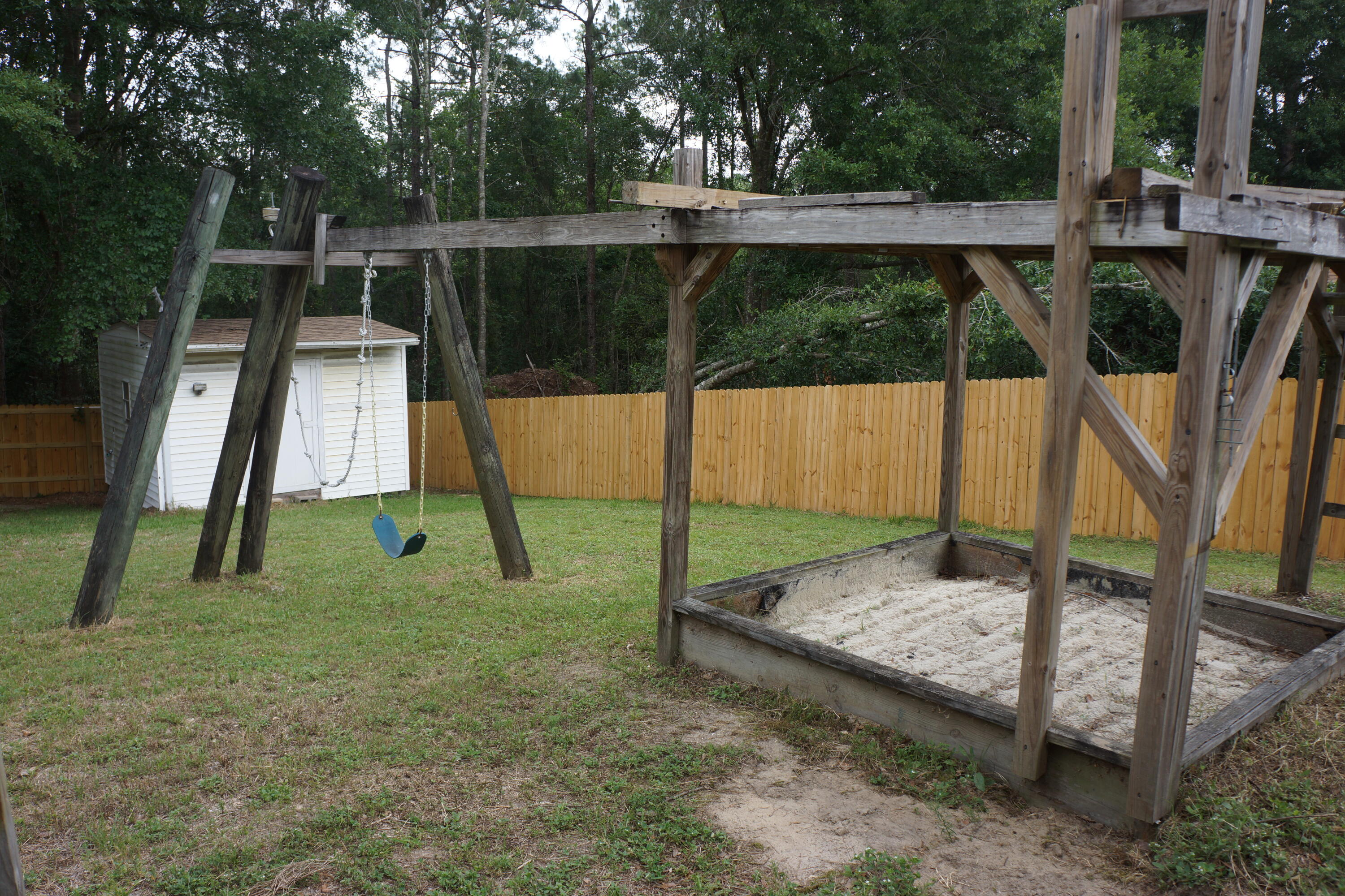 SHOAL CREEK MANOR 1ST ADD - Residential