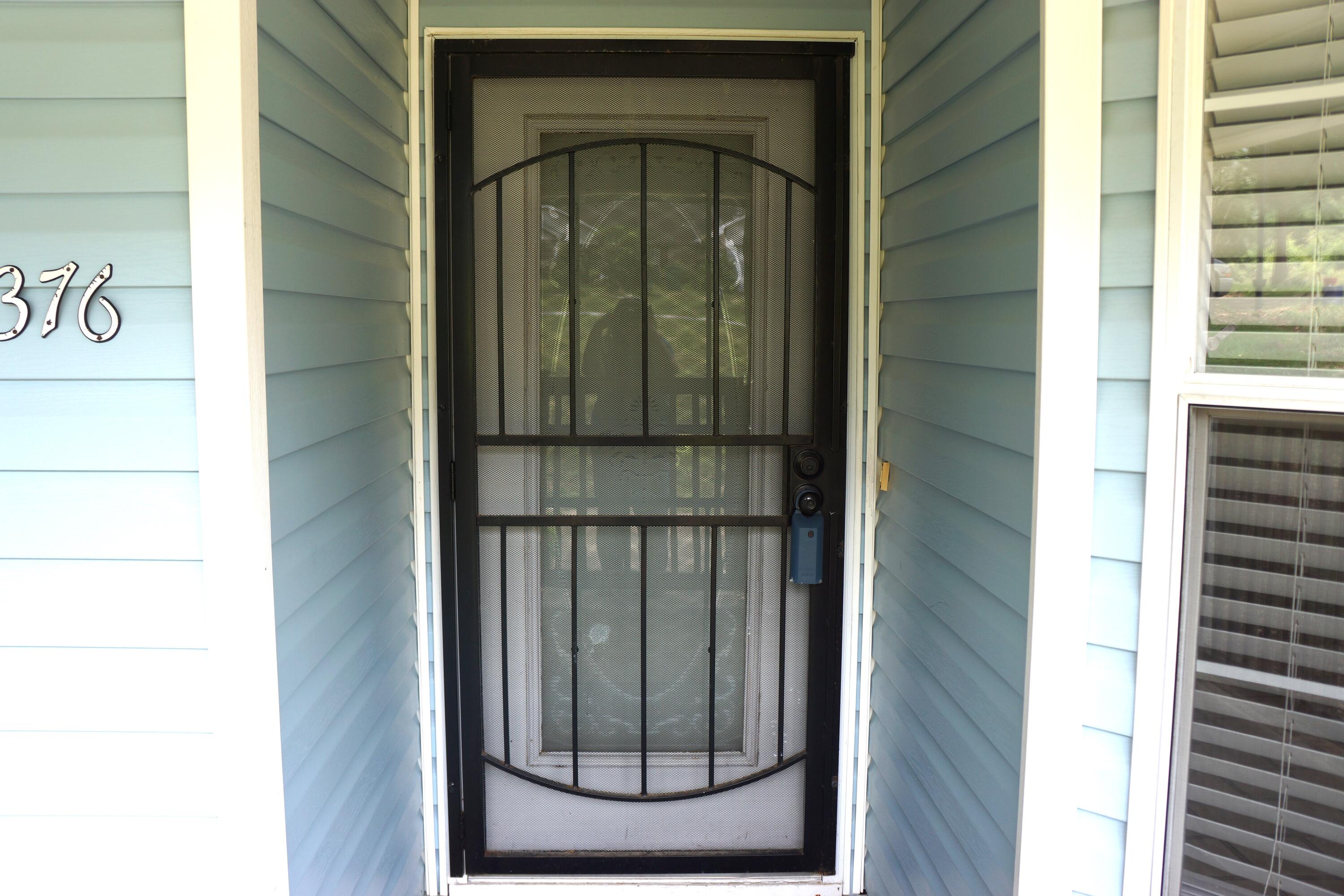 SHOAL CREEK MANOR 1ST ADD - Residential