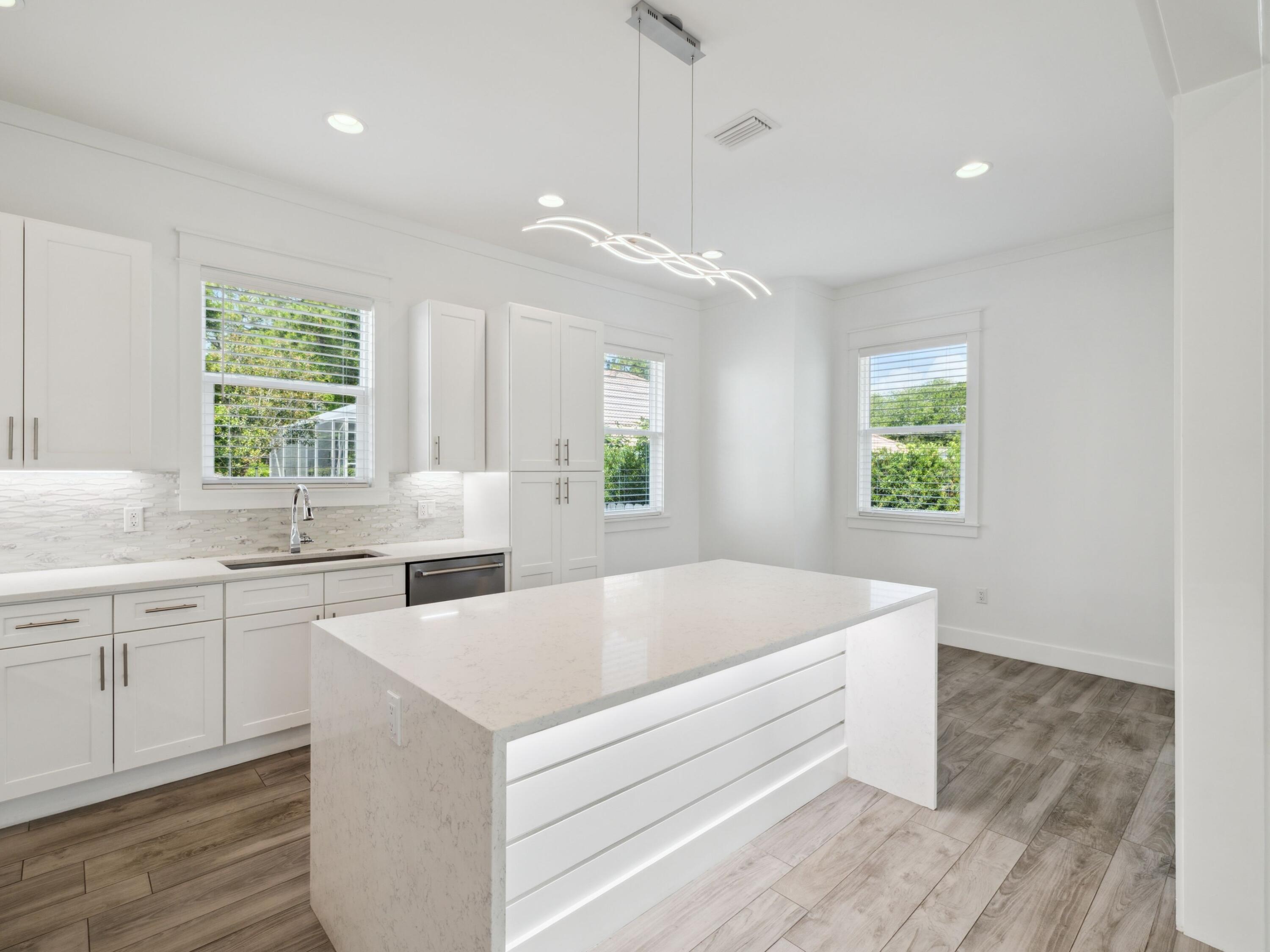 Bayshore Pines - Residential