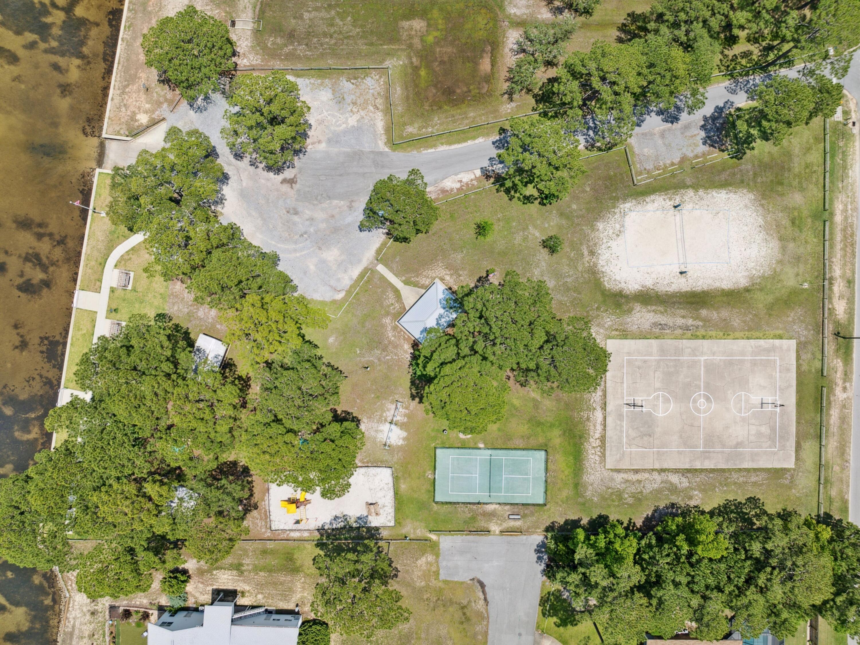 Bayshore Pines - Residential