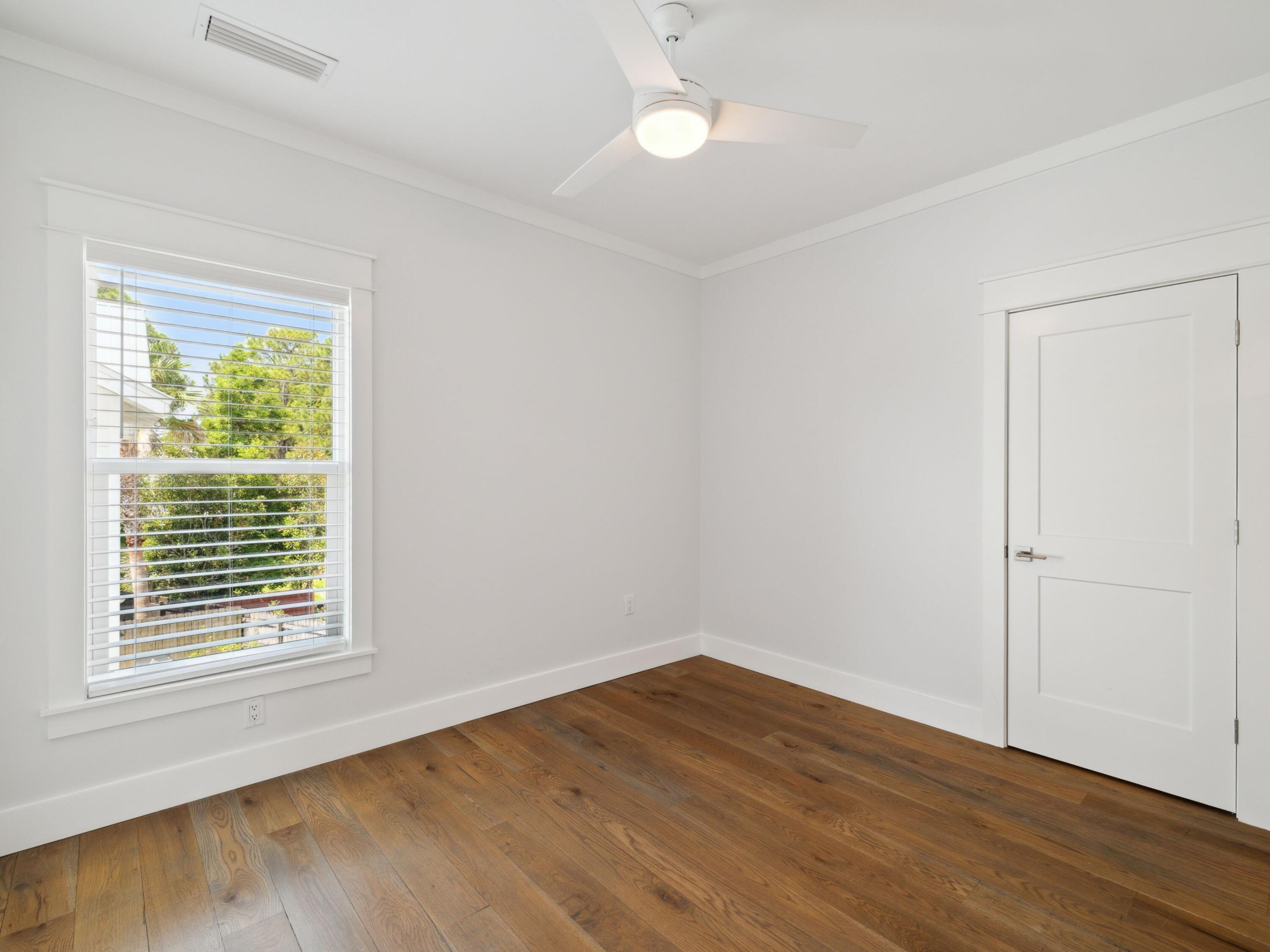 Bayshore Pines - Residential