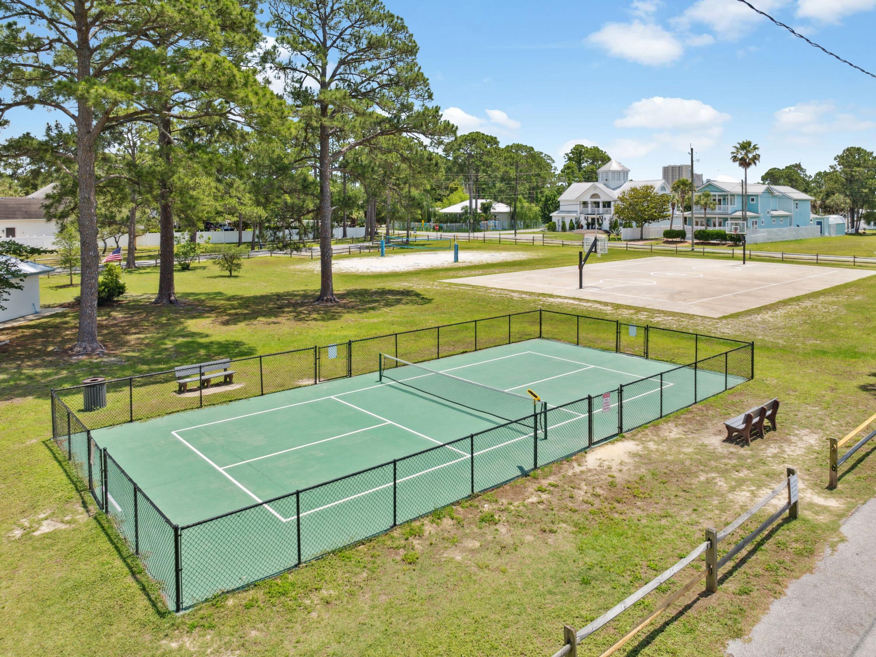 Bayshore Pines - Residential