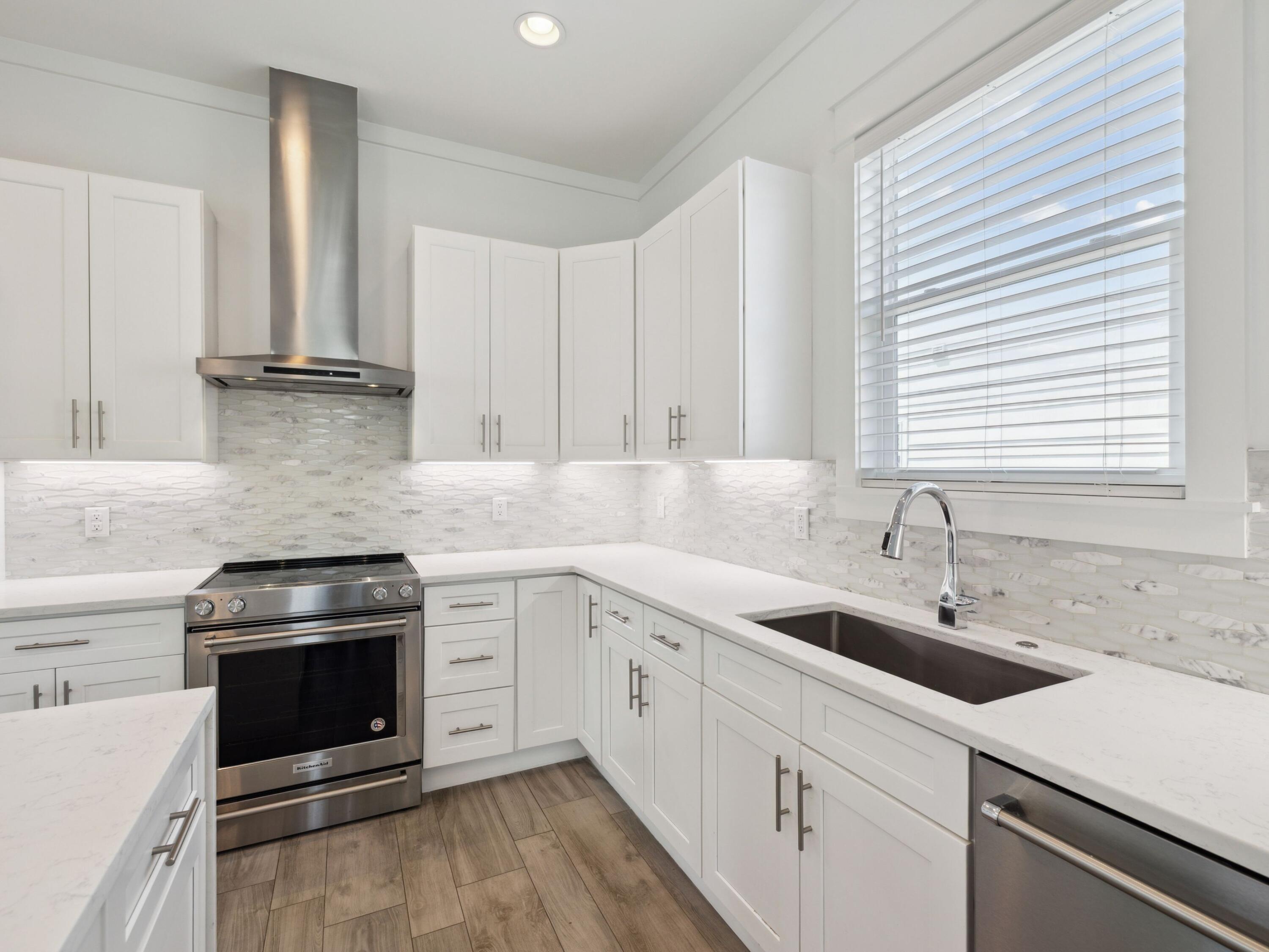 Bayshore Pines - Residential
