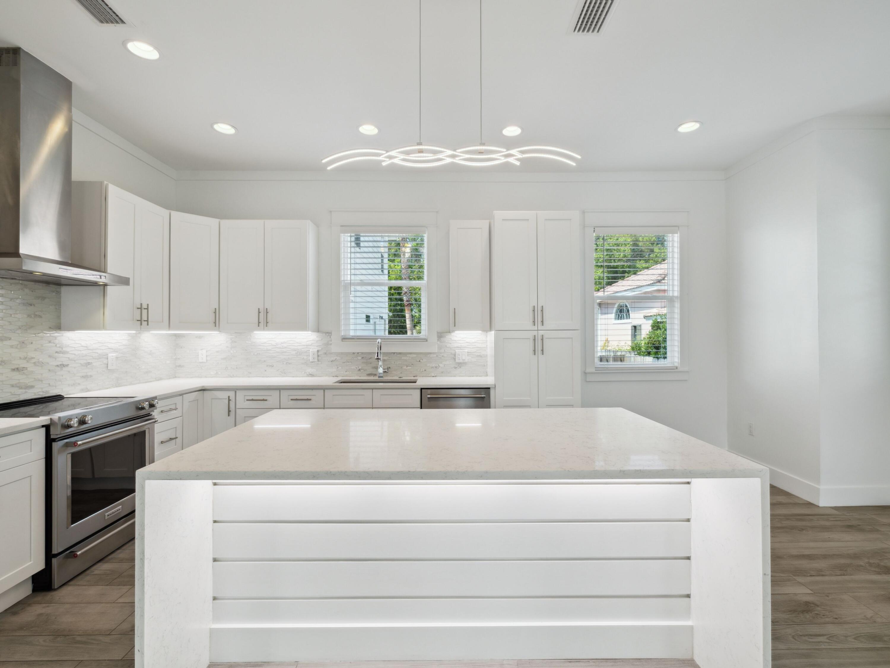 Bayshore Pines - Residential