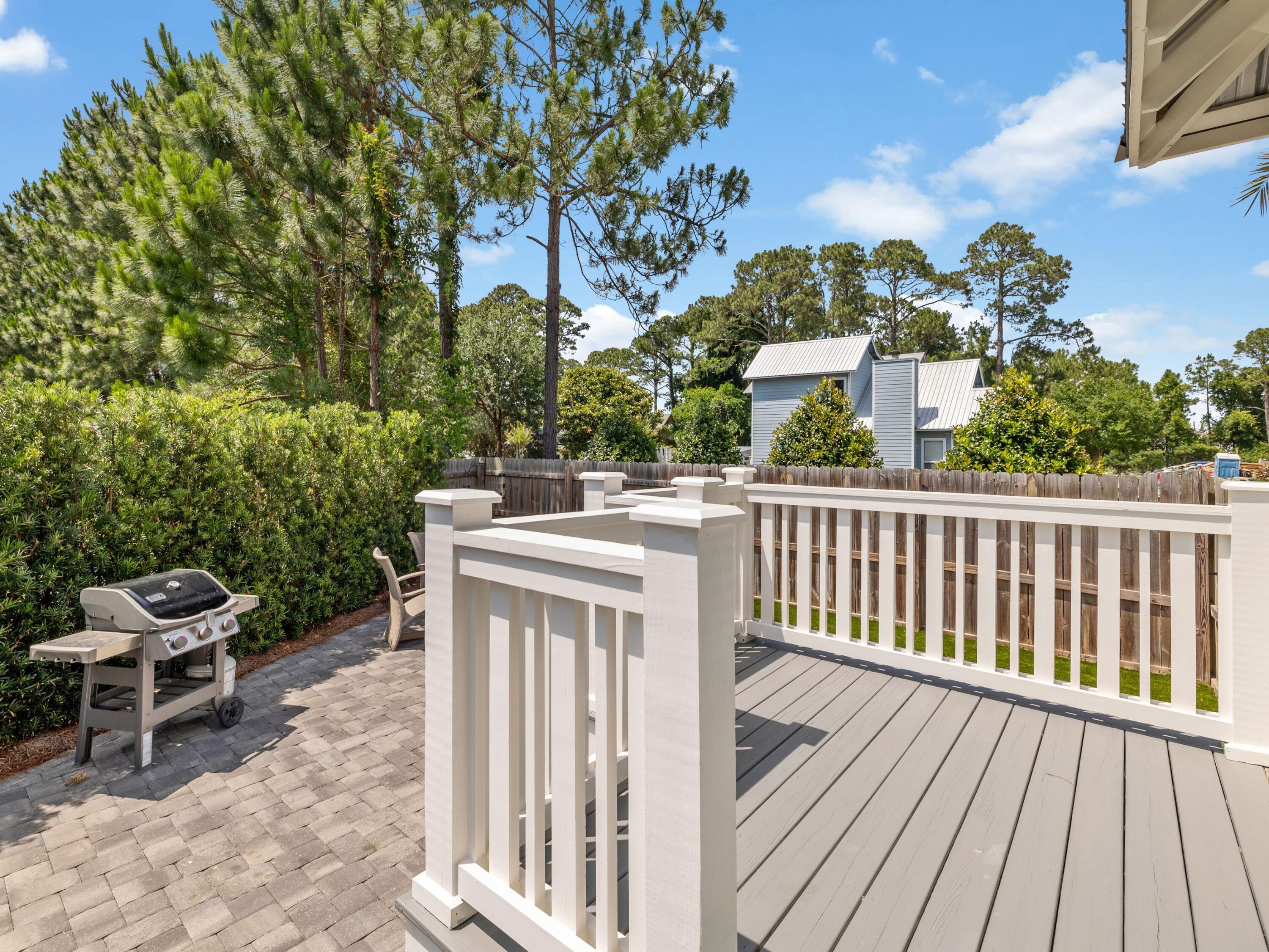 Bayshore Pines - Residential