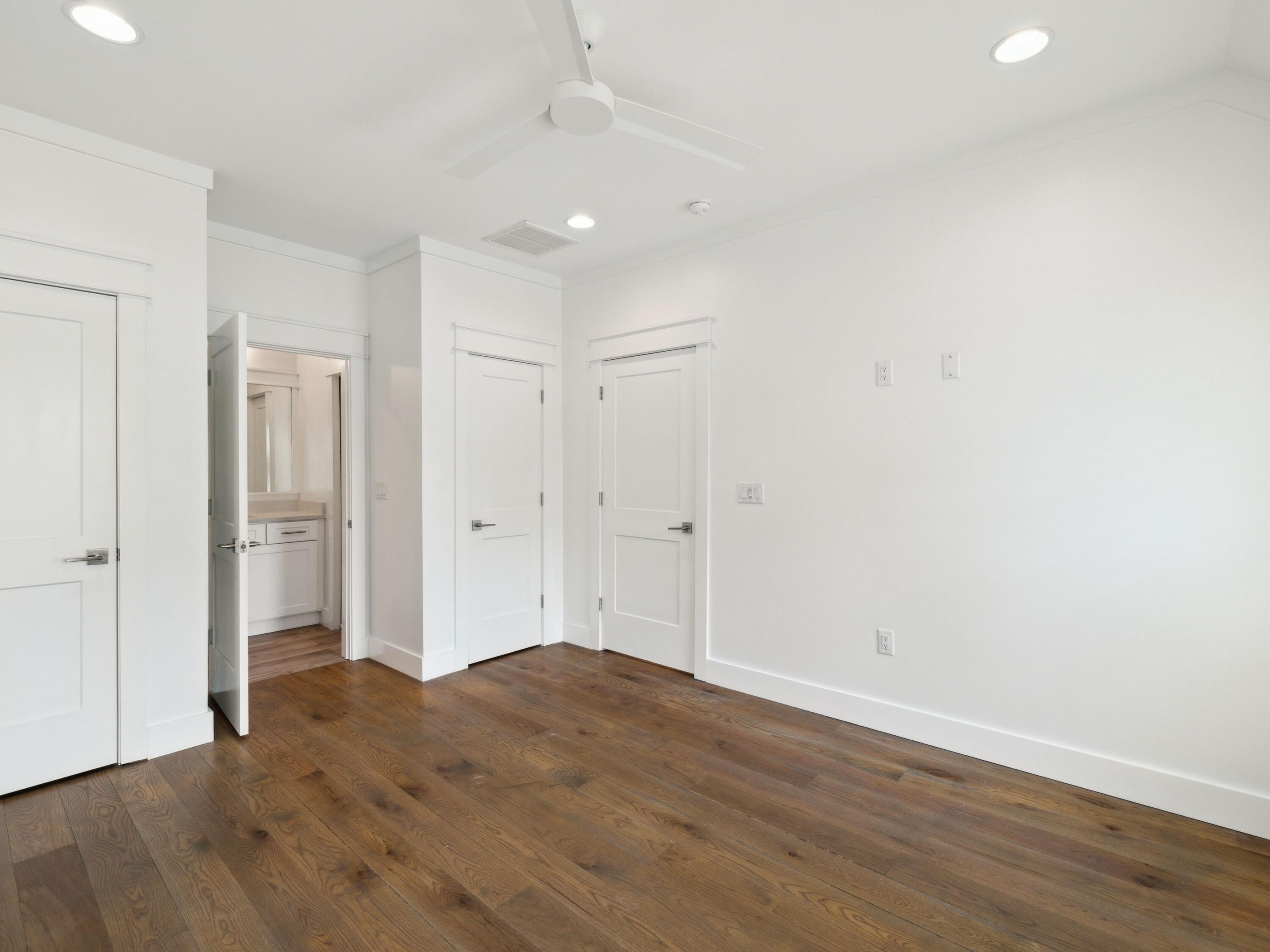 Bayshore Pines - Residential