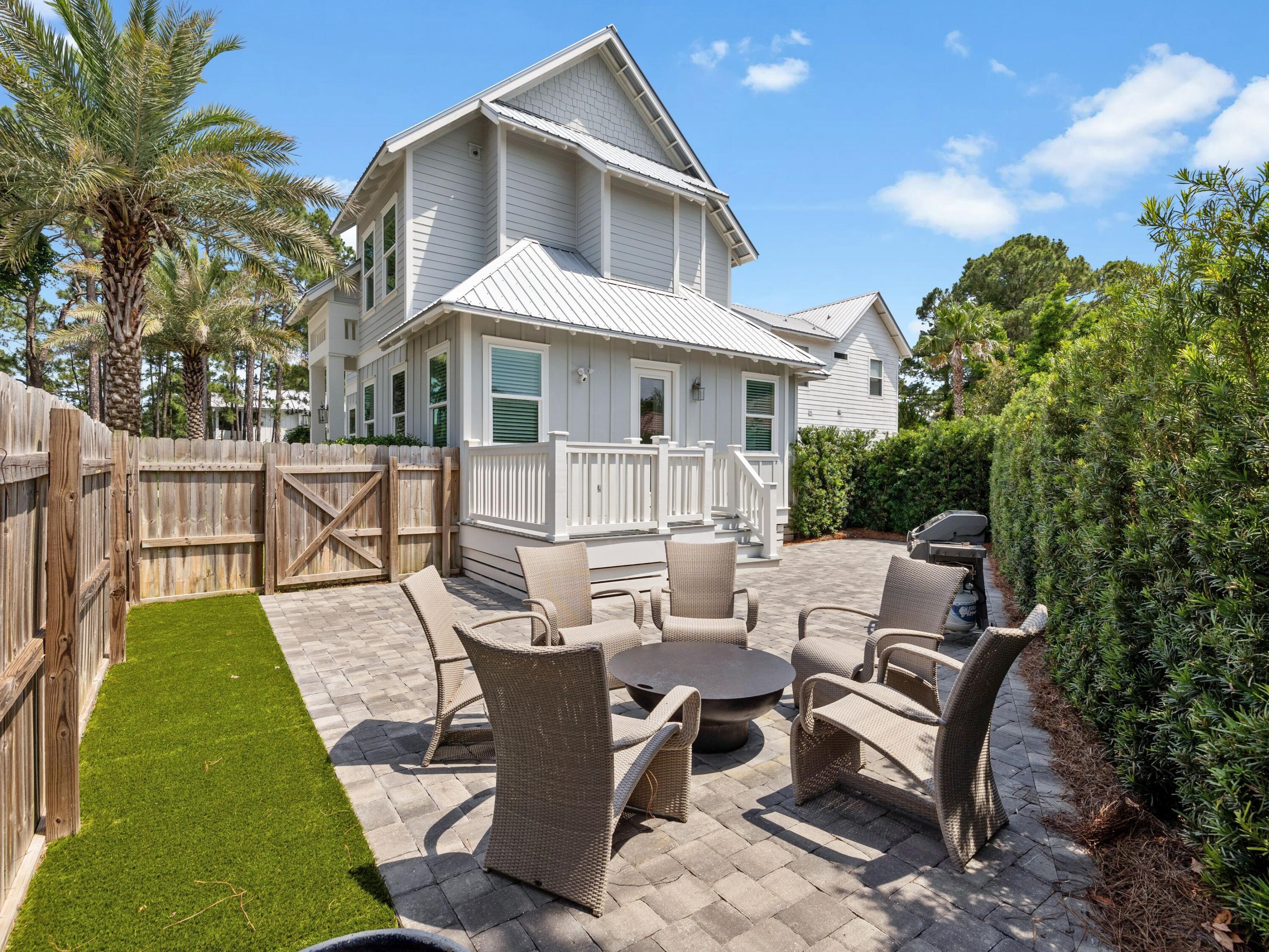 Bayshore Pines - Residential