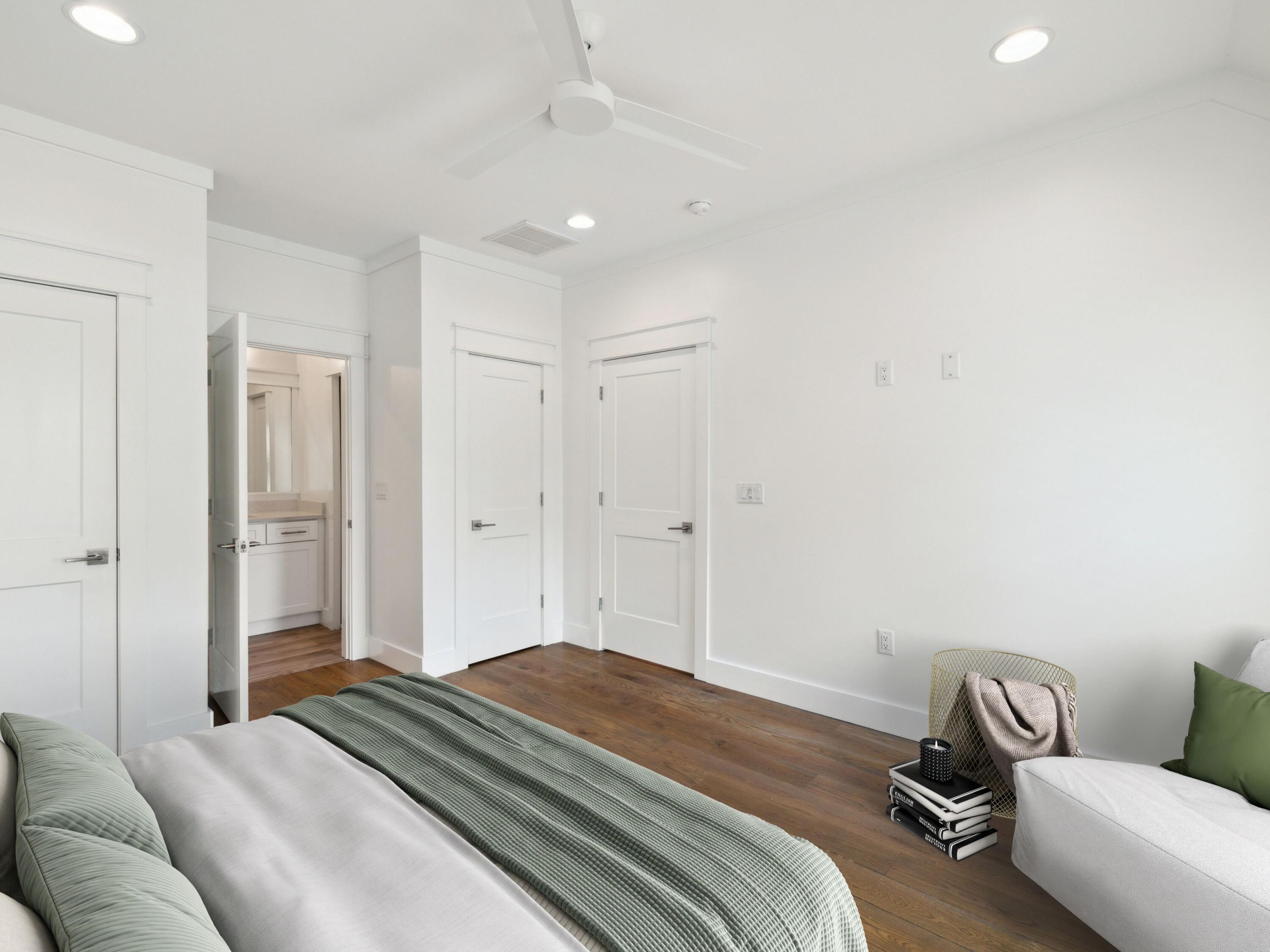 Bayshore Pines - Residential