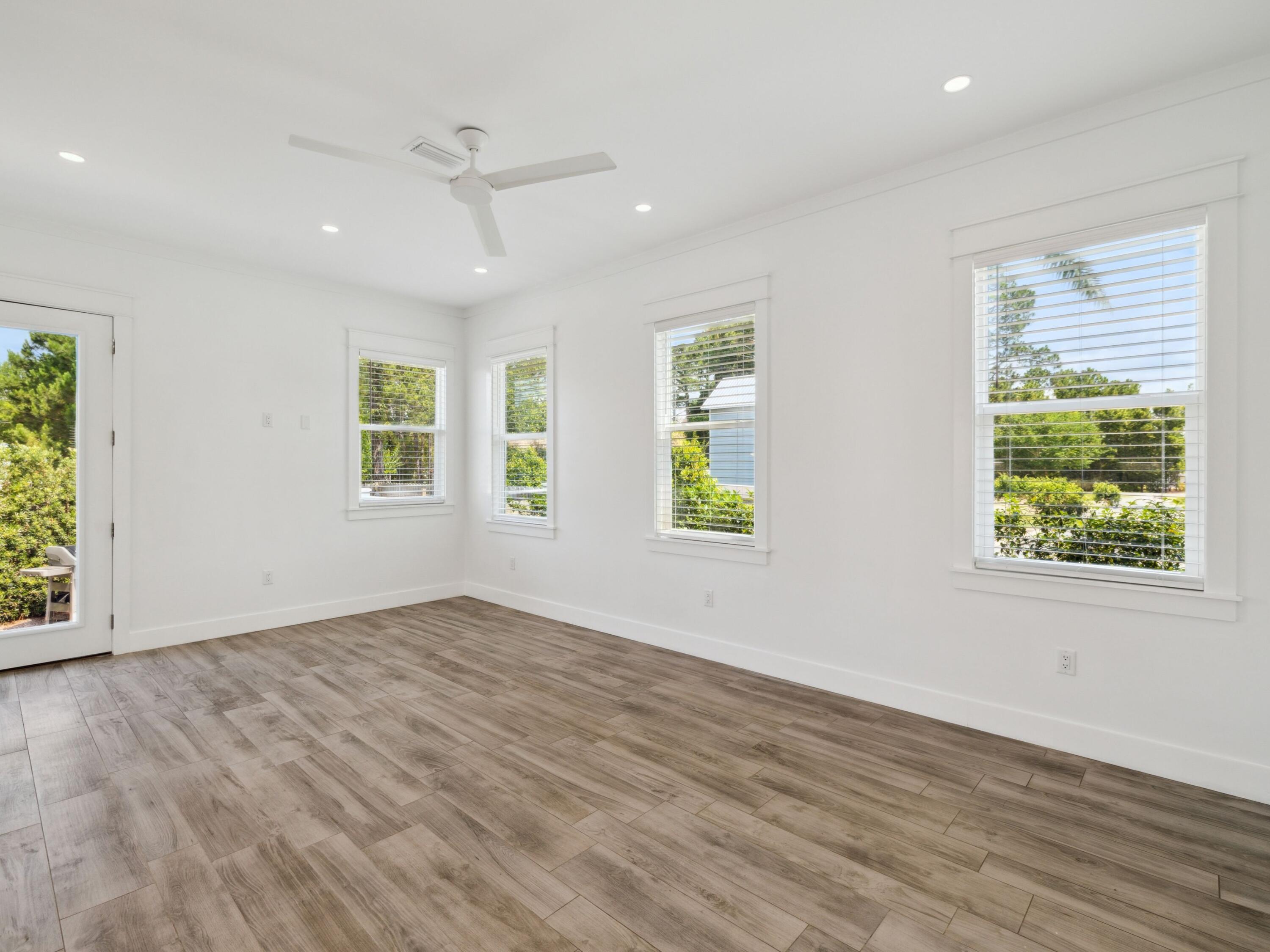 Bayshore Pines - Residential