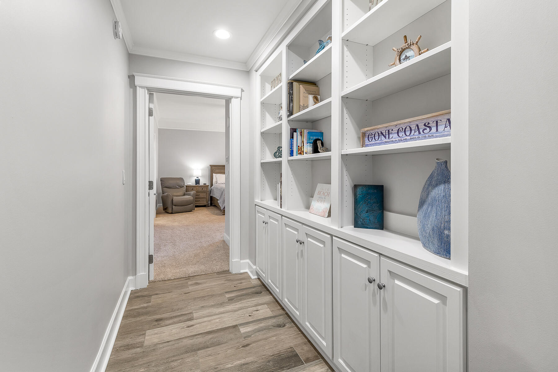 ONE WATER PLACE - Residential